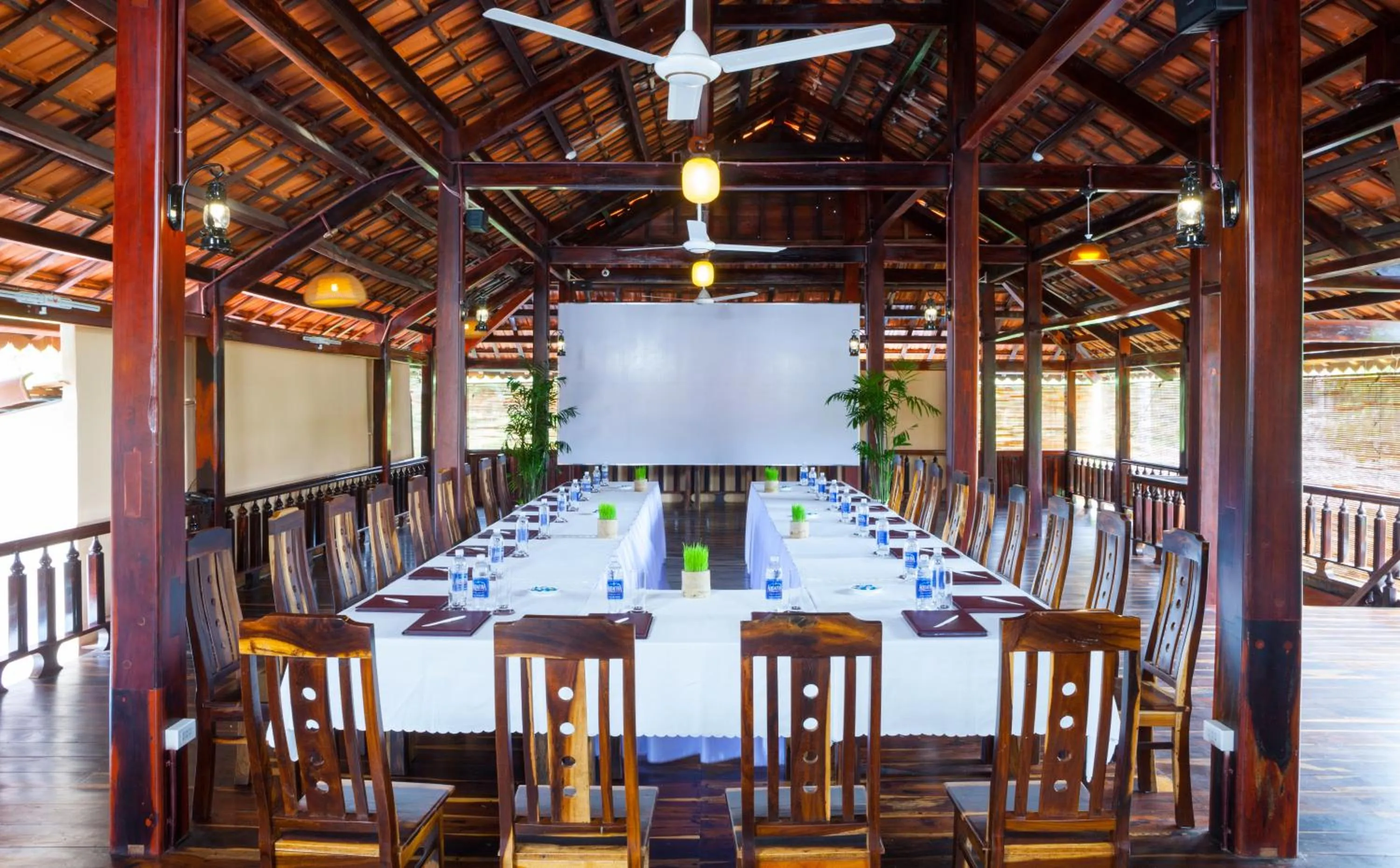 Meeting/conference room in Elwood Premier Resort Phu Quoc