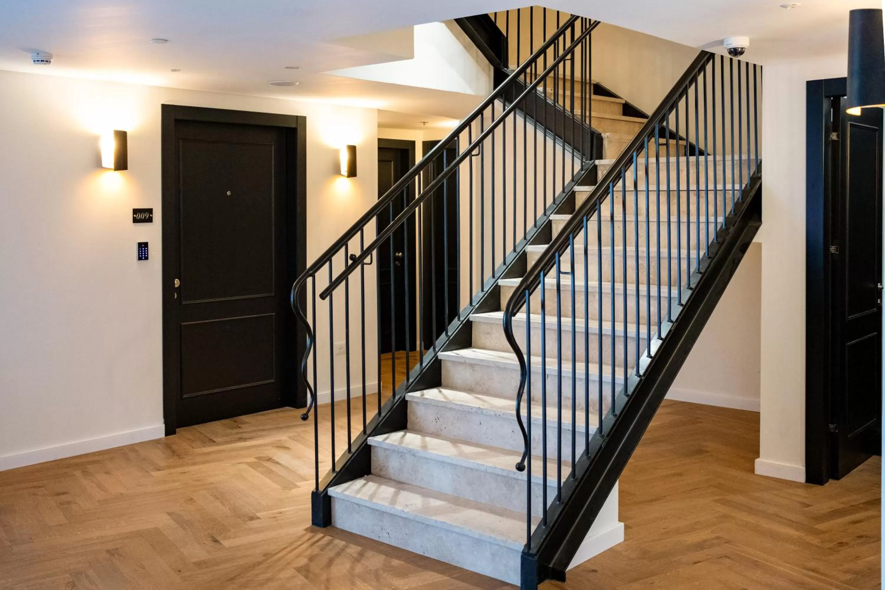 Lobby or reception in Urbanic Hotel