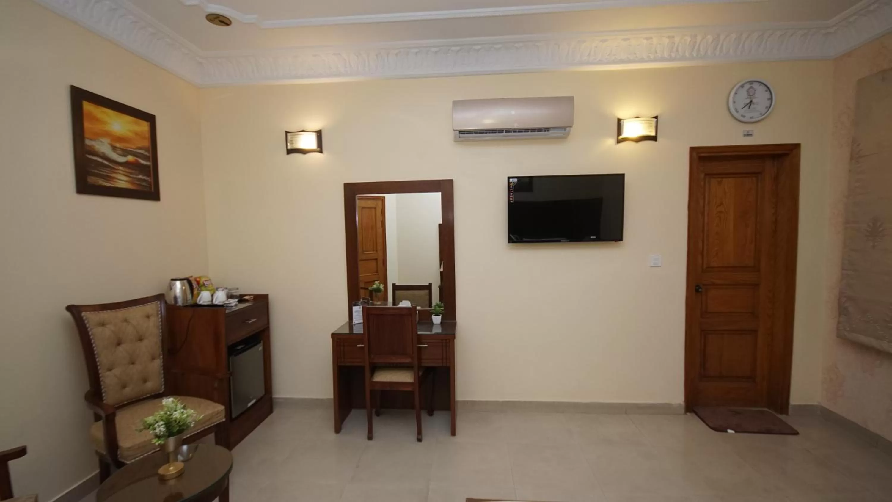 TV/Entertainment Center in World Inn Karachi