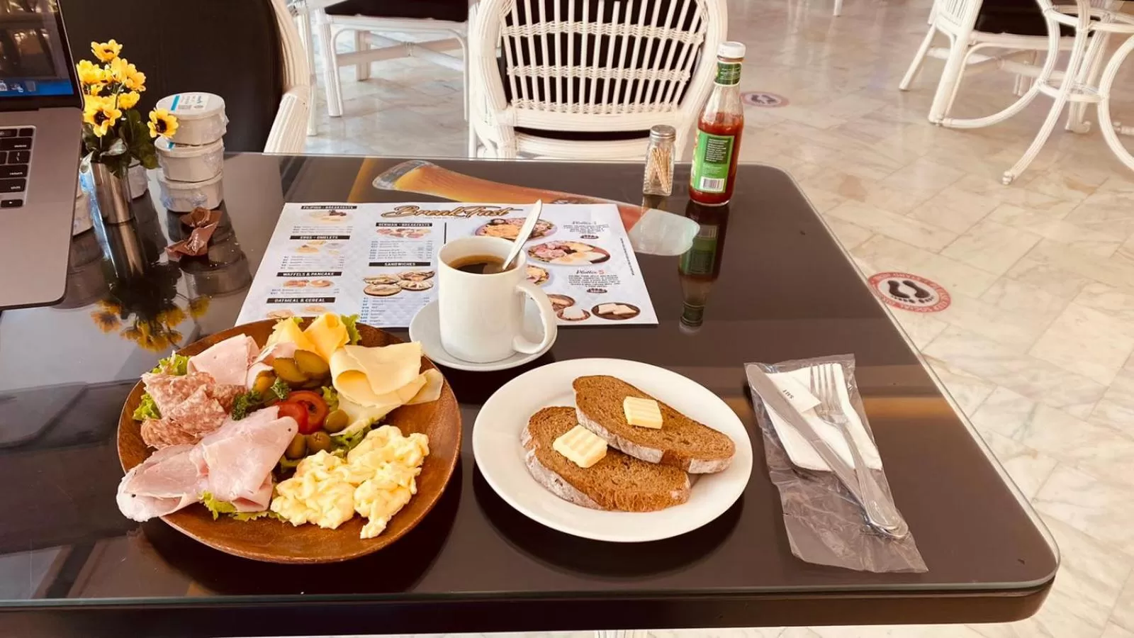 Clarkton Hotel Apartment