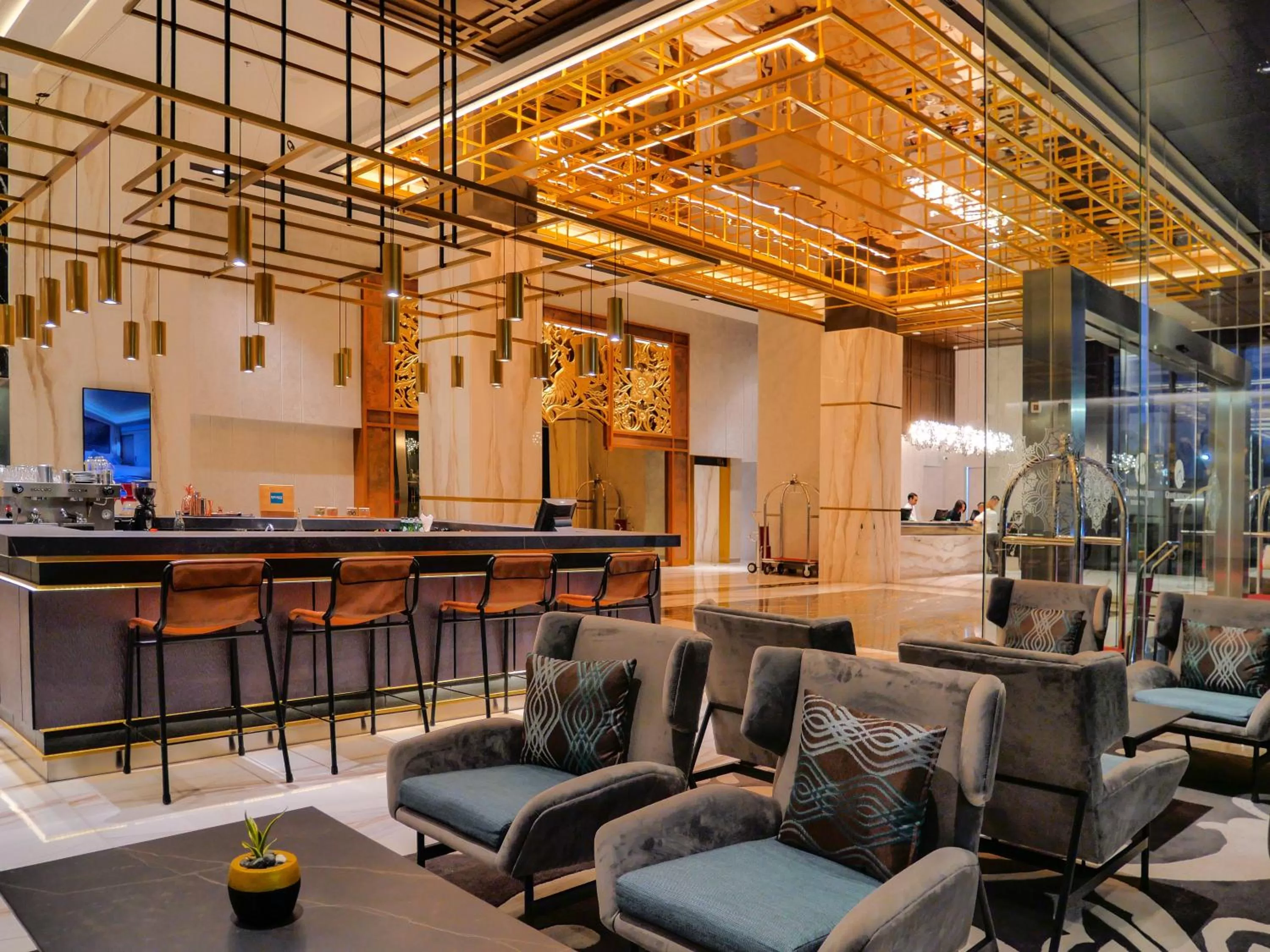 Restaurant/places to eat in Movenpick Surabaya City