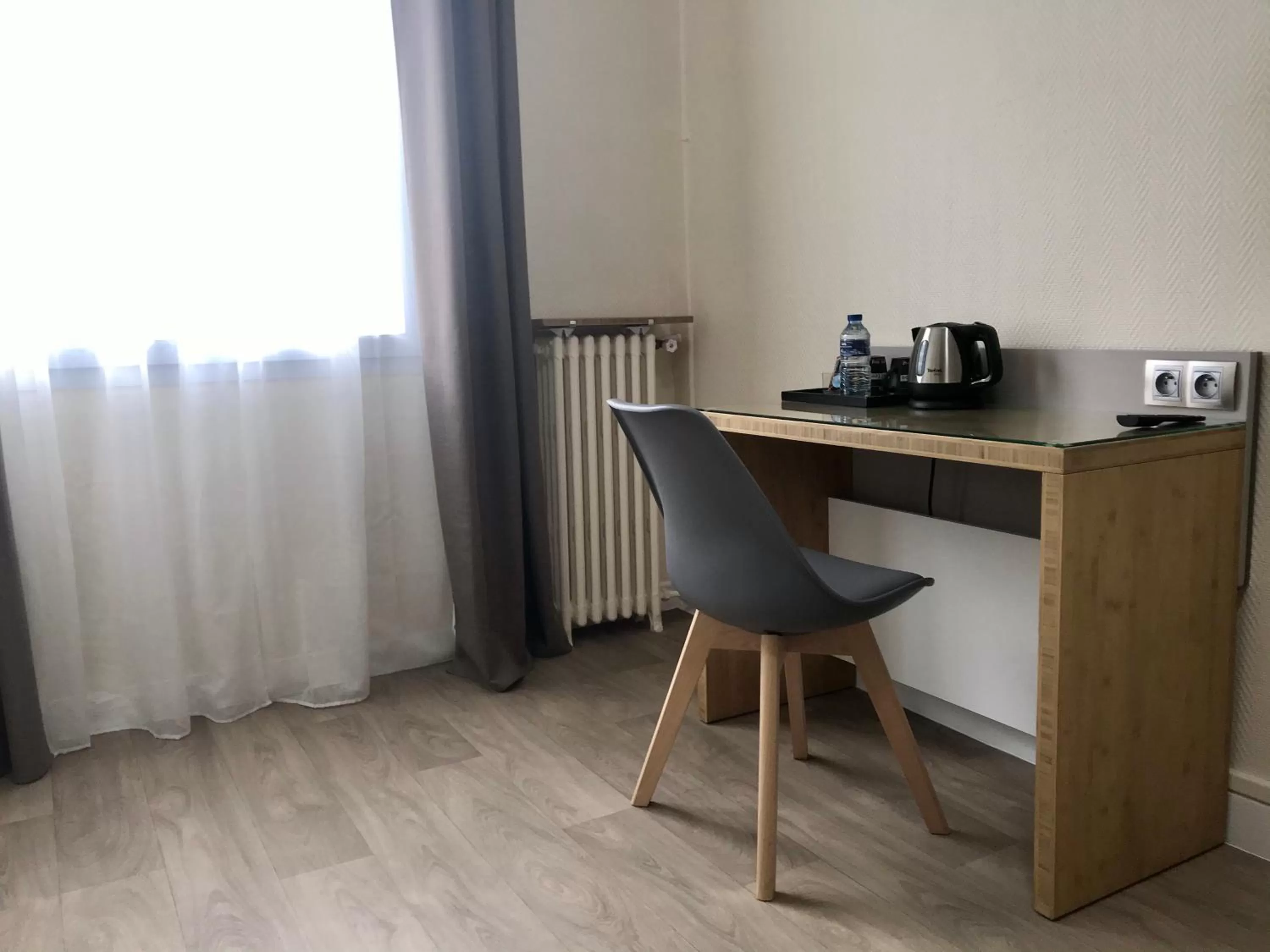 Coffee/tea facilities in Residence Hoche