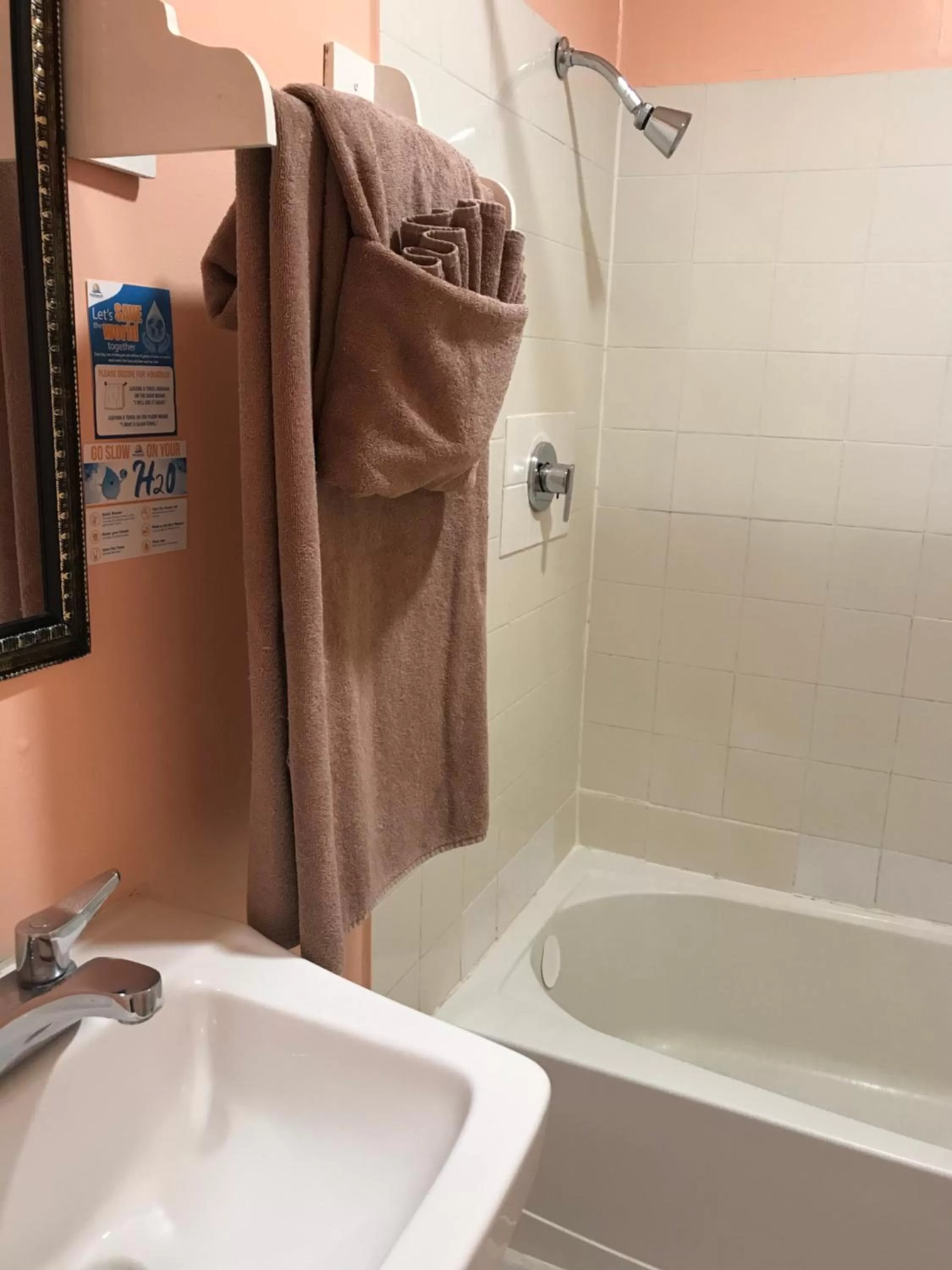 Shower, Bathroom in Tropical Paradise Express