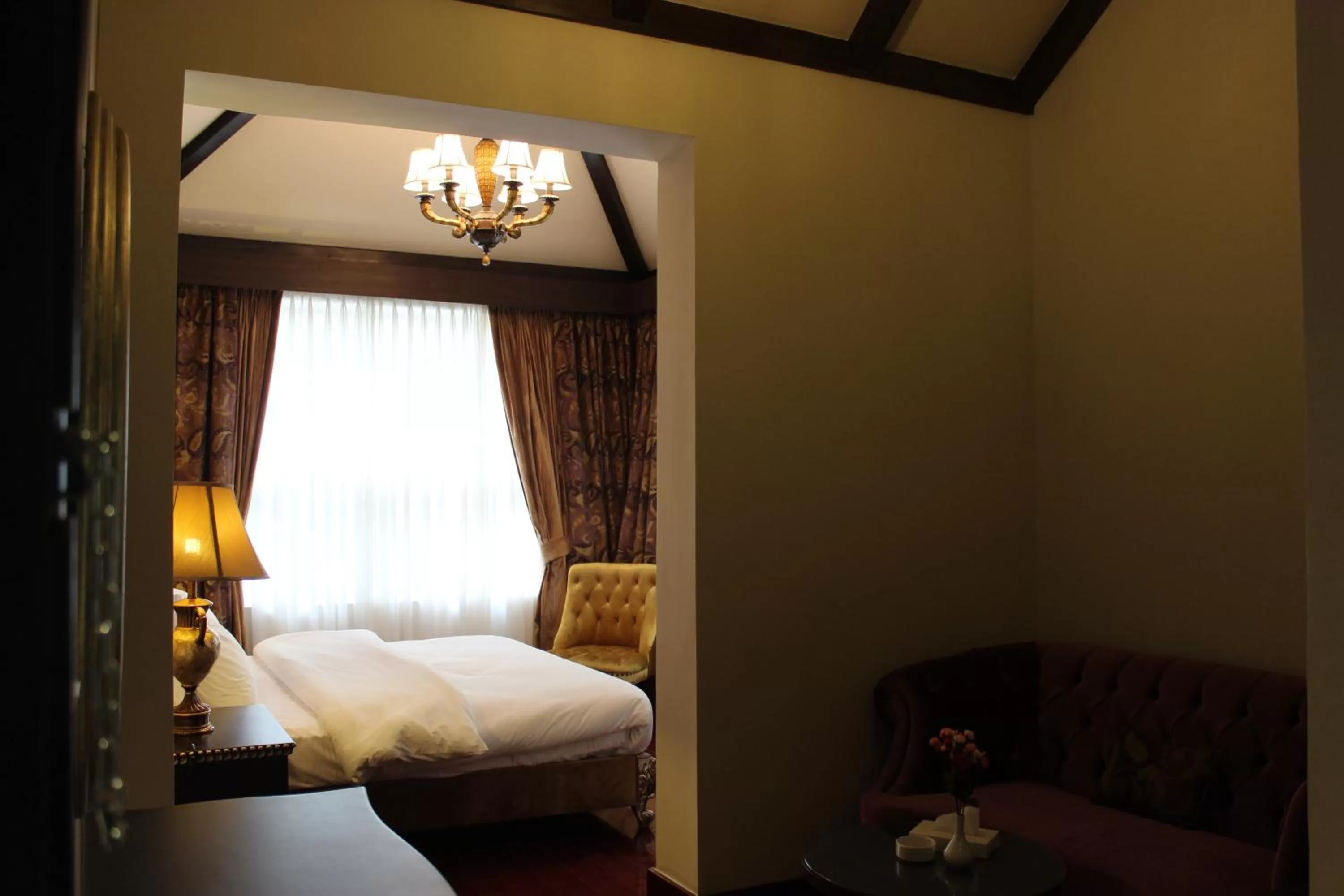 Bed in S Chalet Islamabad