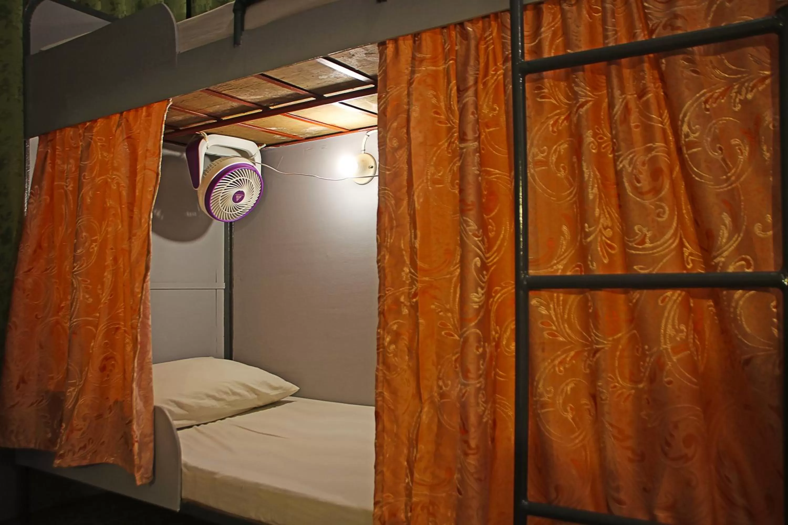 Mario's Travellers Inn