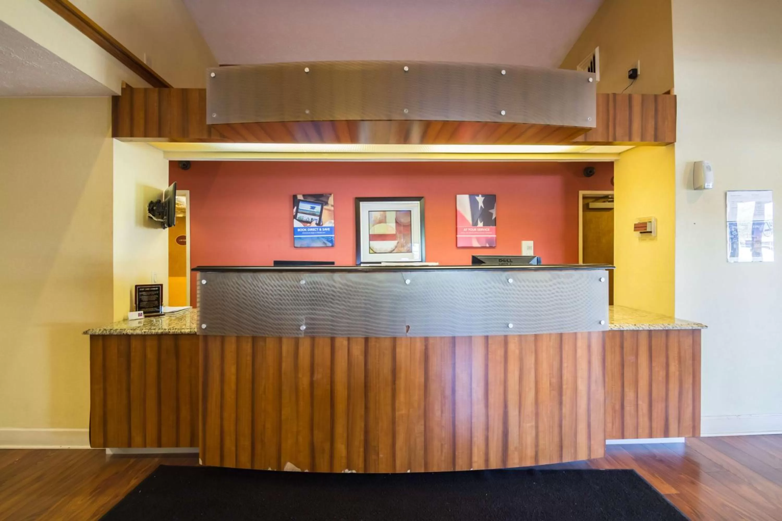 Lobby or reception in Motel 6-Indianapolis, IN - Airport