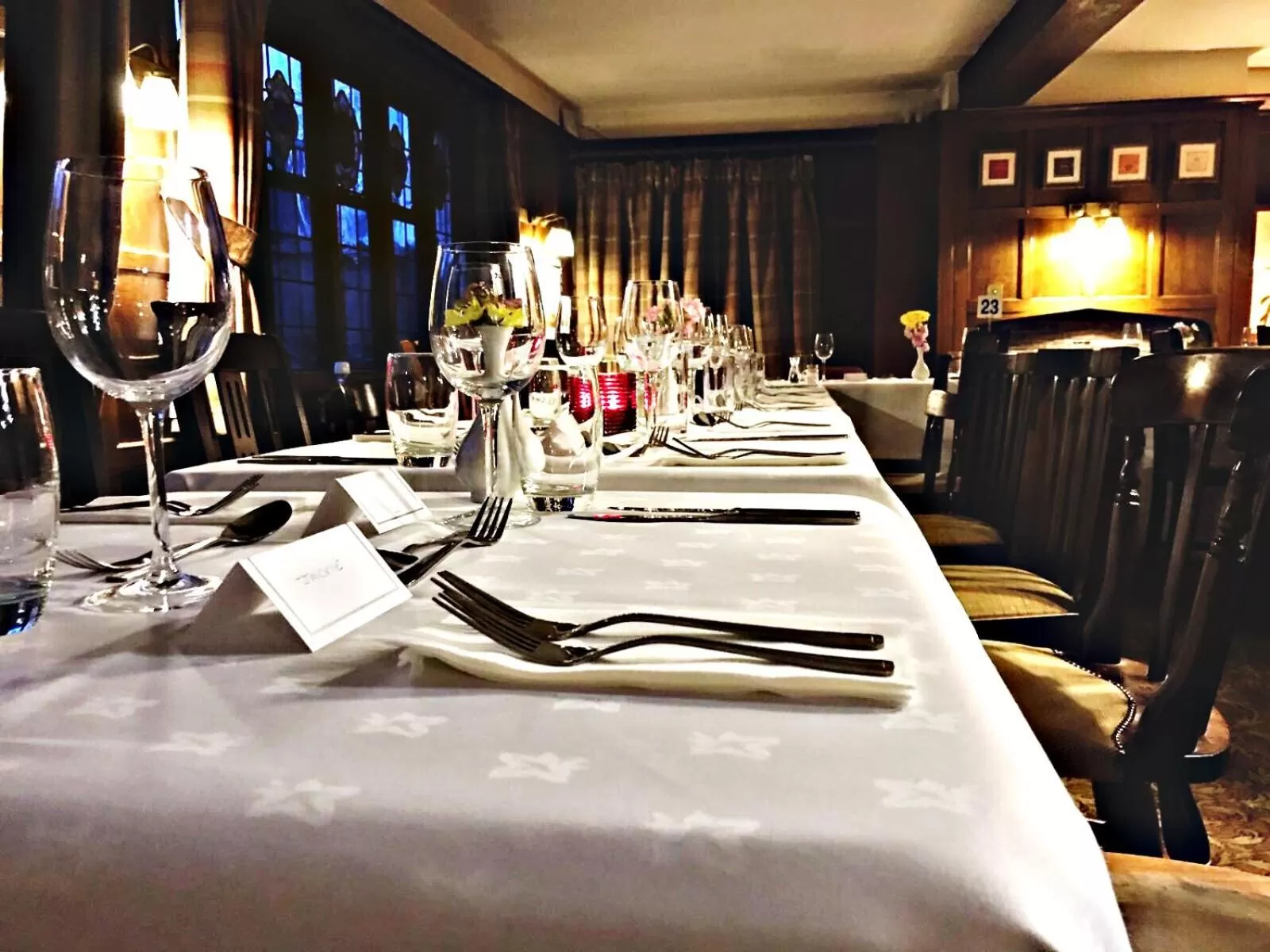 Restaurant/places to eat in The Lion Hotel