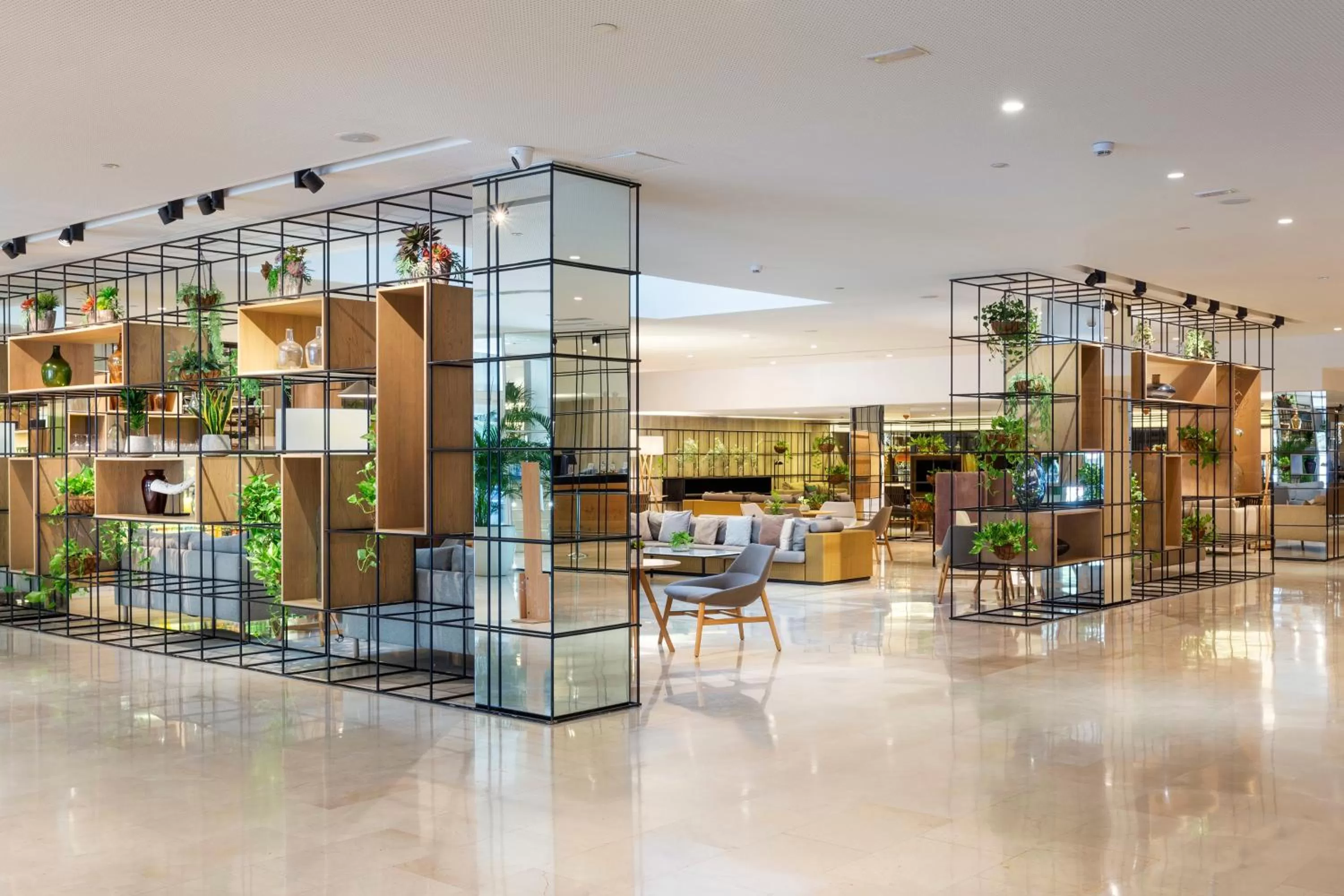 Lobby or reception in Melia Sevilla