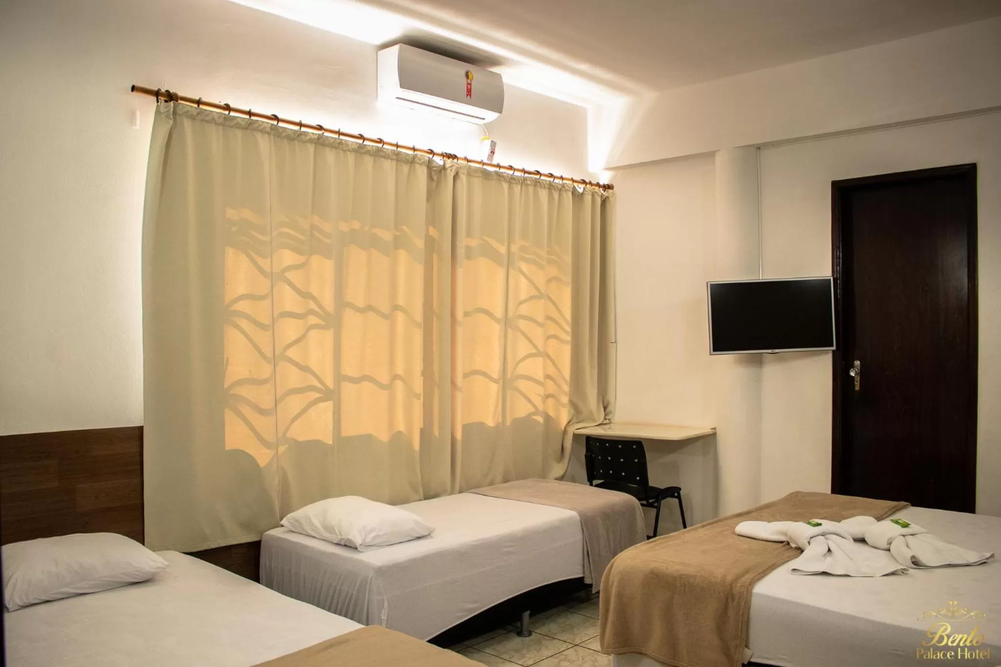 Bed in Bento palace hotel