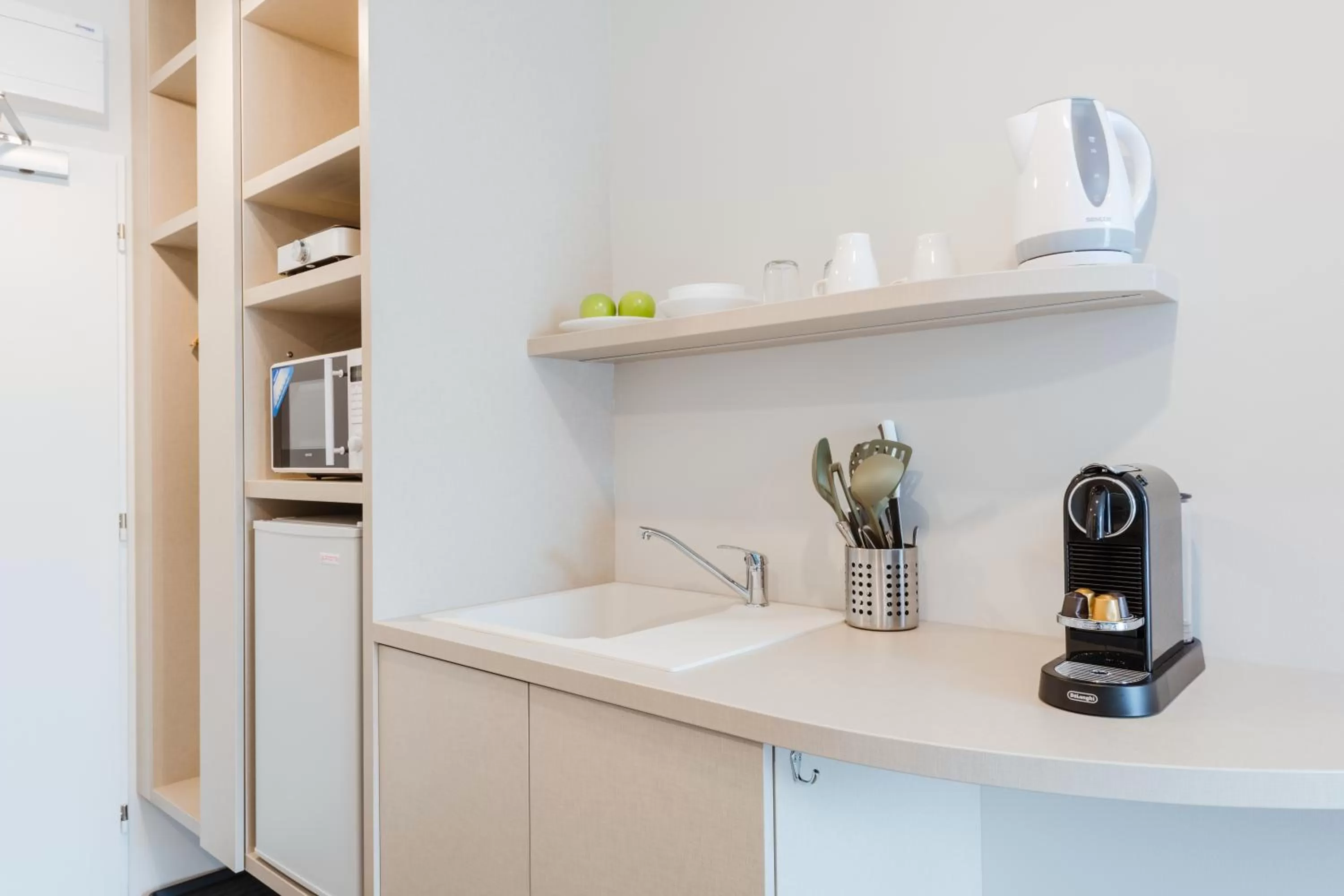 Kitchen or kitchenette in Smarthotel Nezvalova Archa