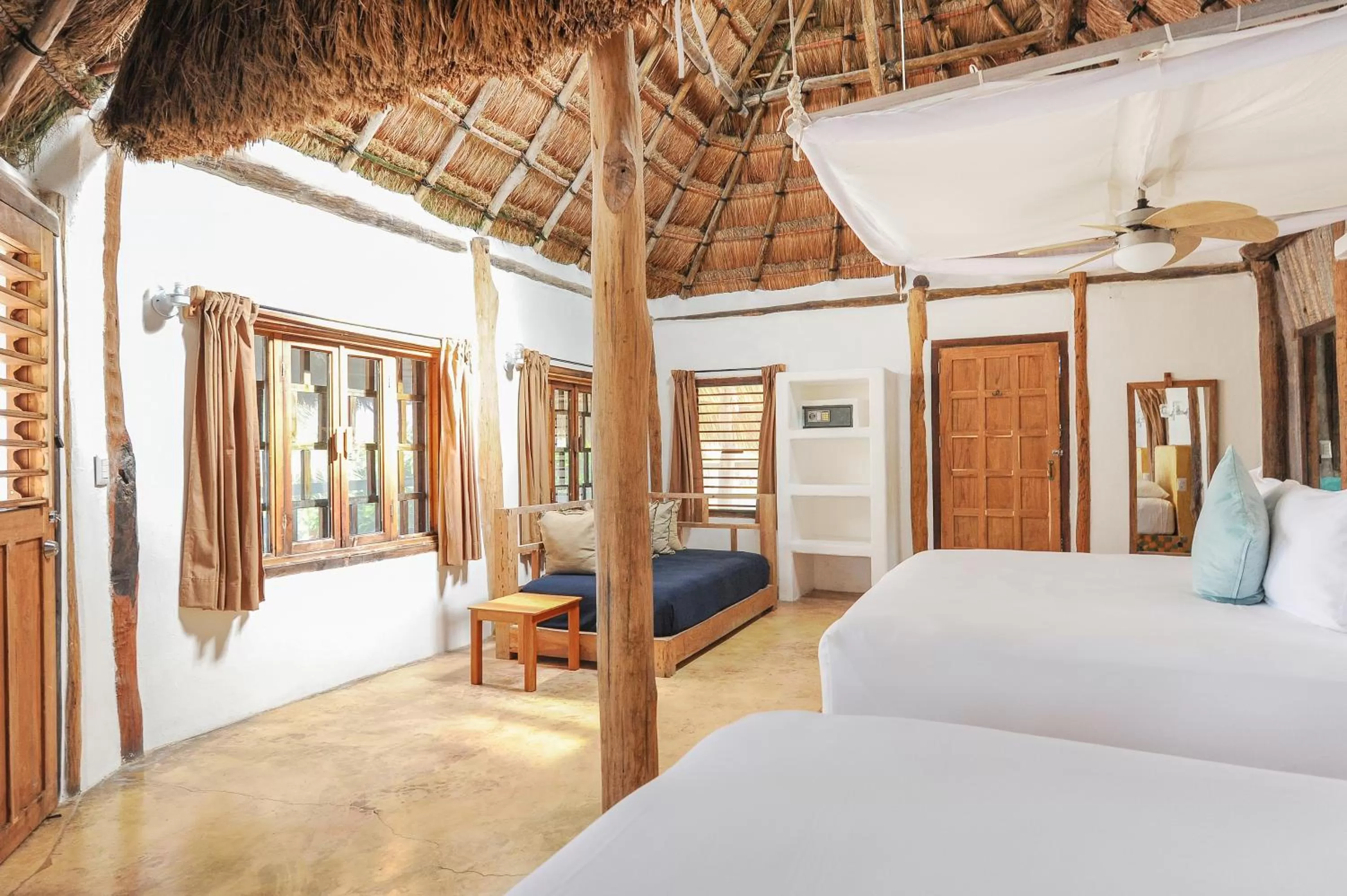 Seating area, Bed in Zamas Hotel