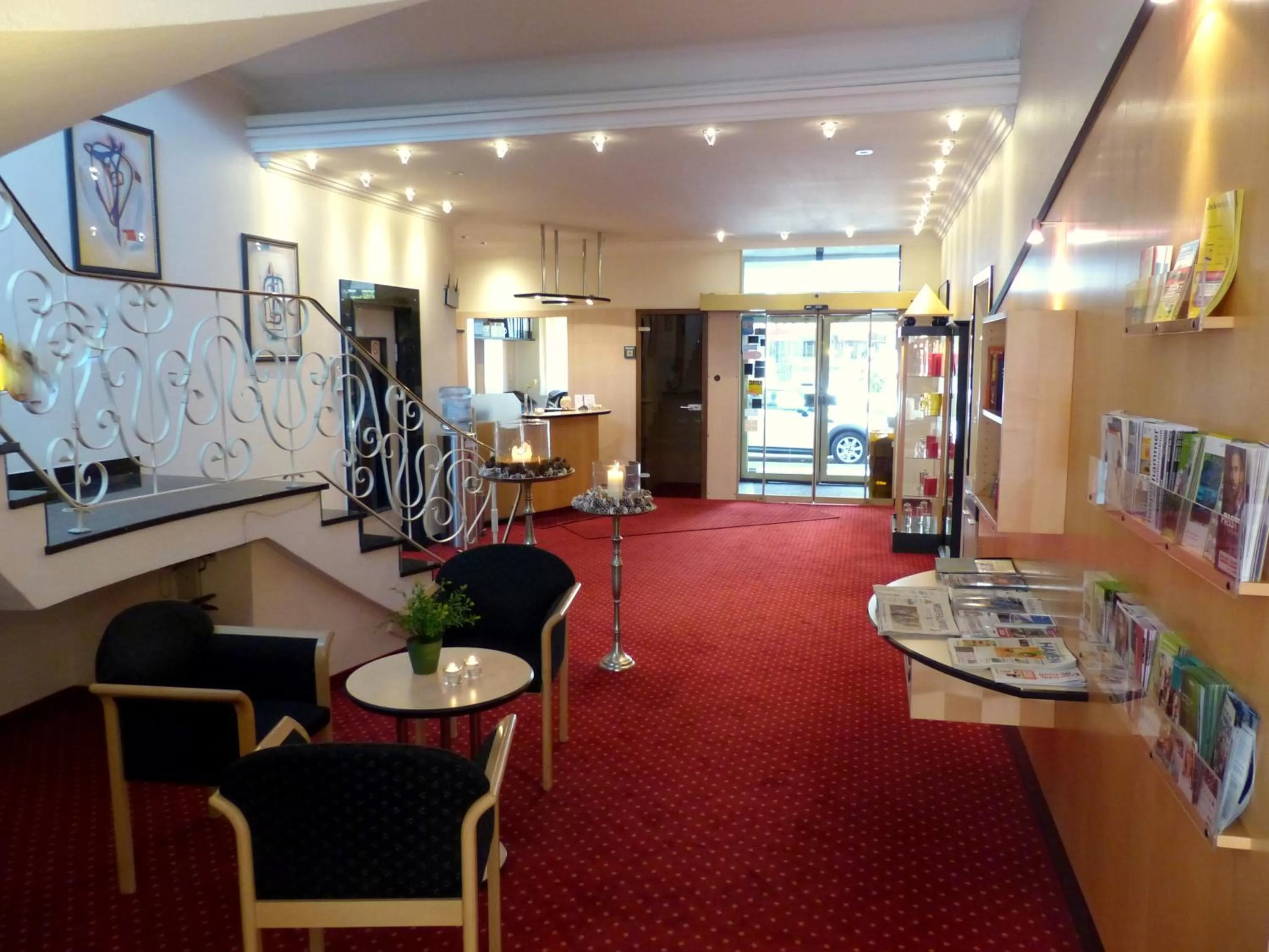 Lobby or reception in City Hotel by celina
