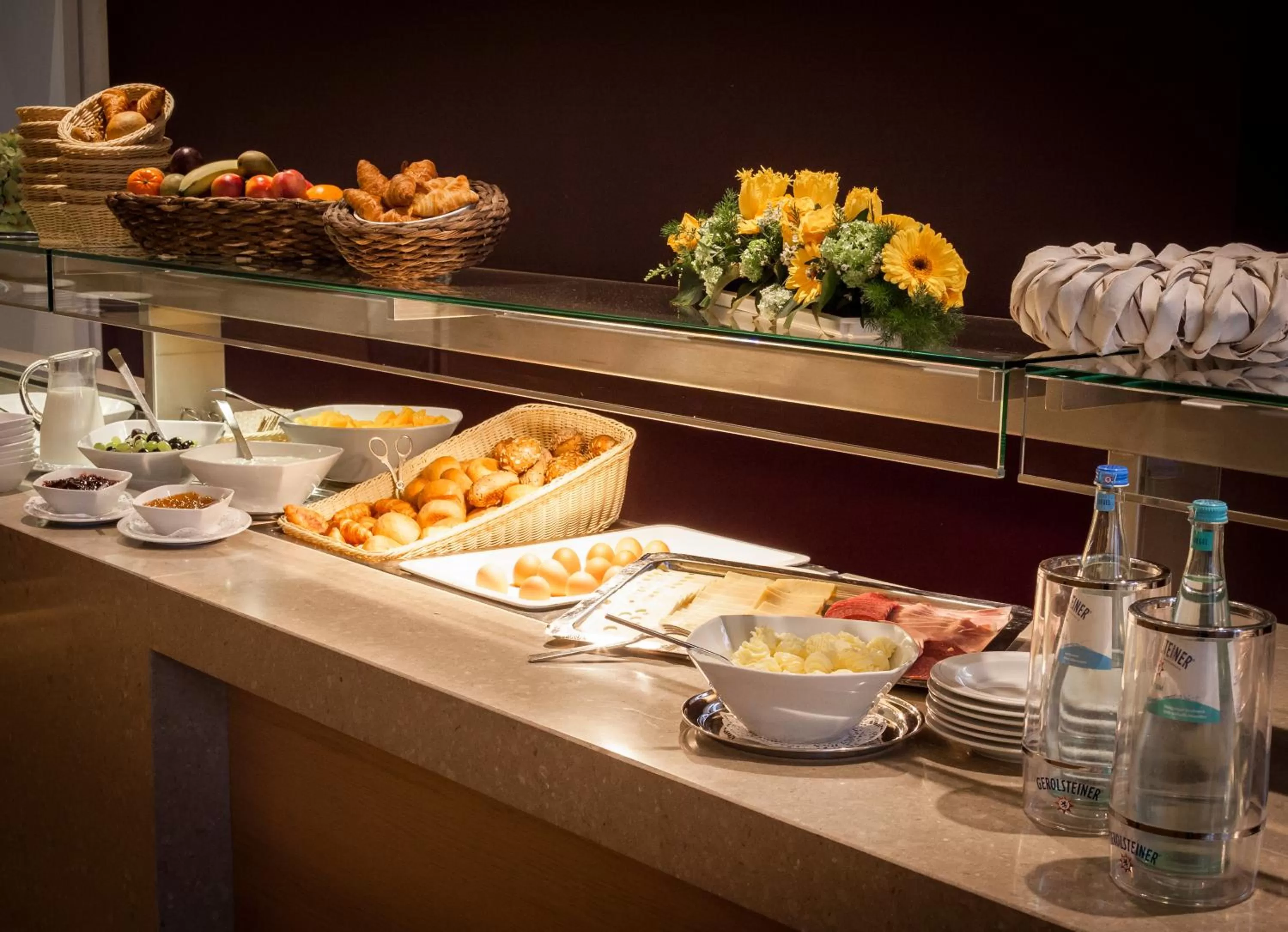 Buffet breakfast in Kardinal Schulte Haus