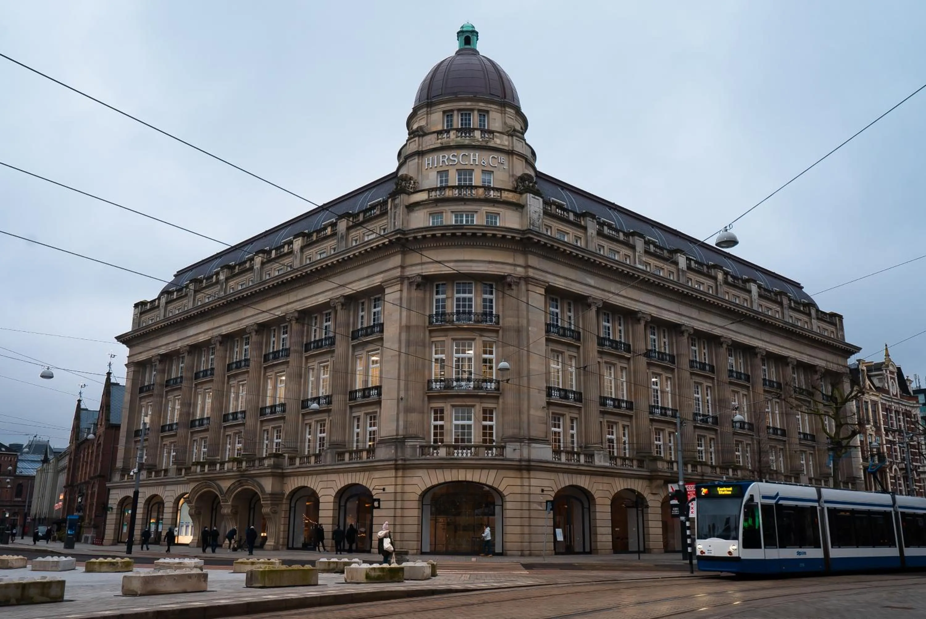Nearby landmark in Hotel La Bohème