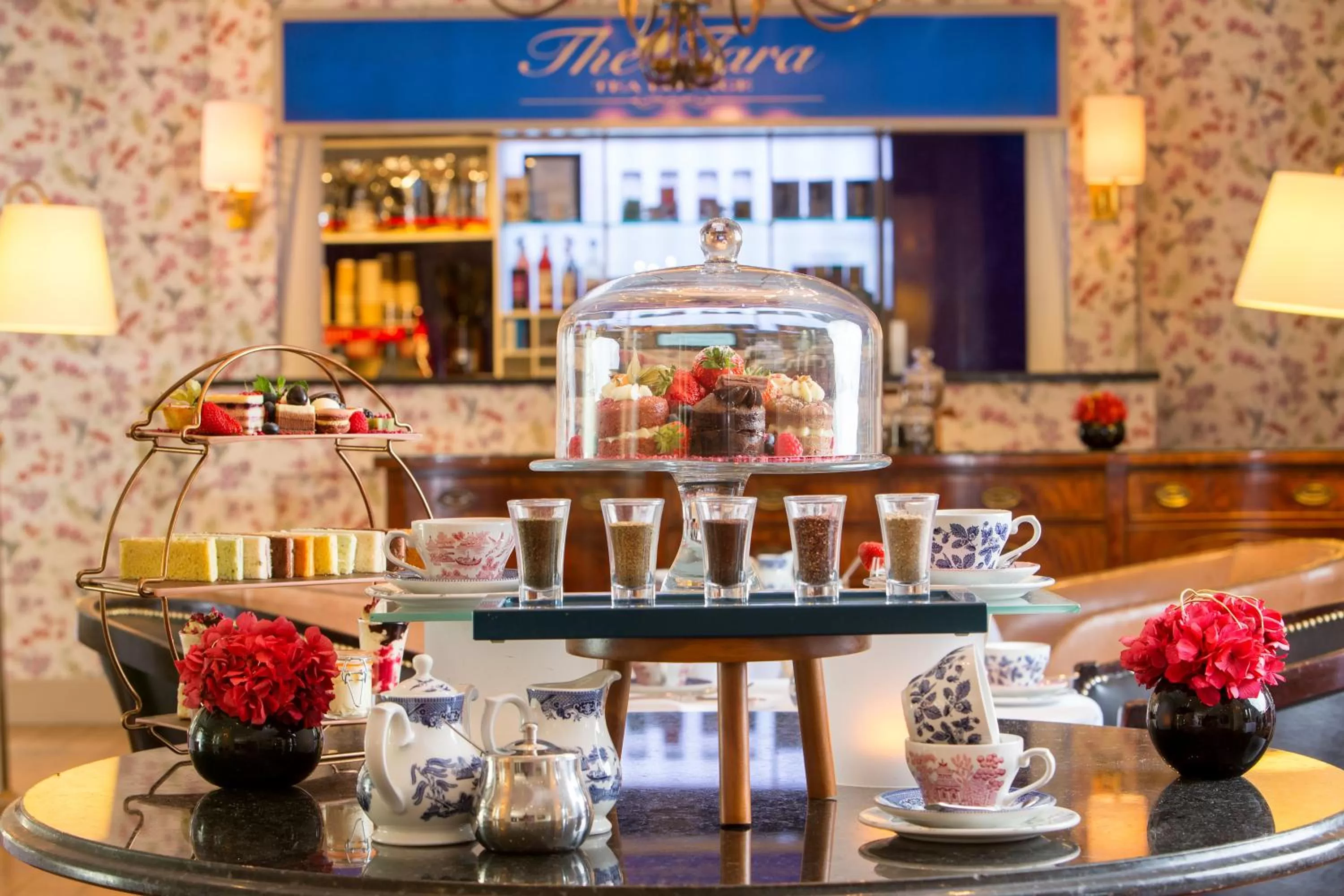 Food and drinks in Copthorne Tara Hotel London Kensington