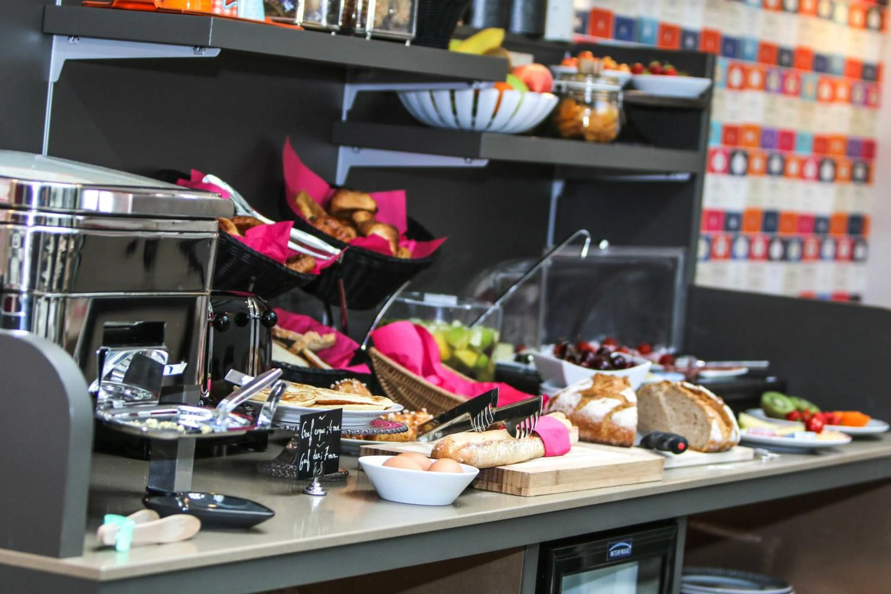 Food in Hôtel Vic Eiffel