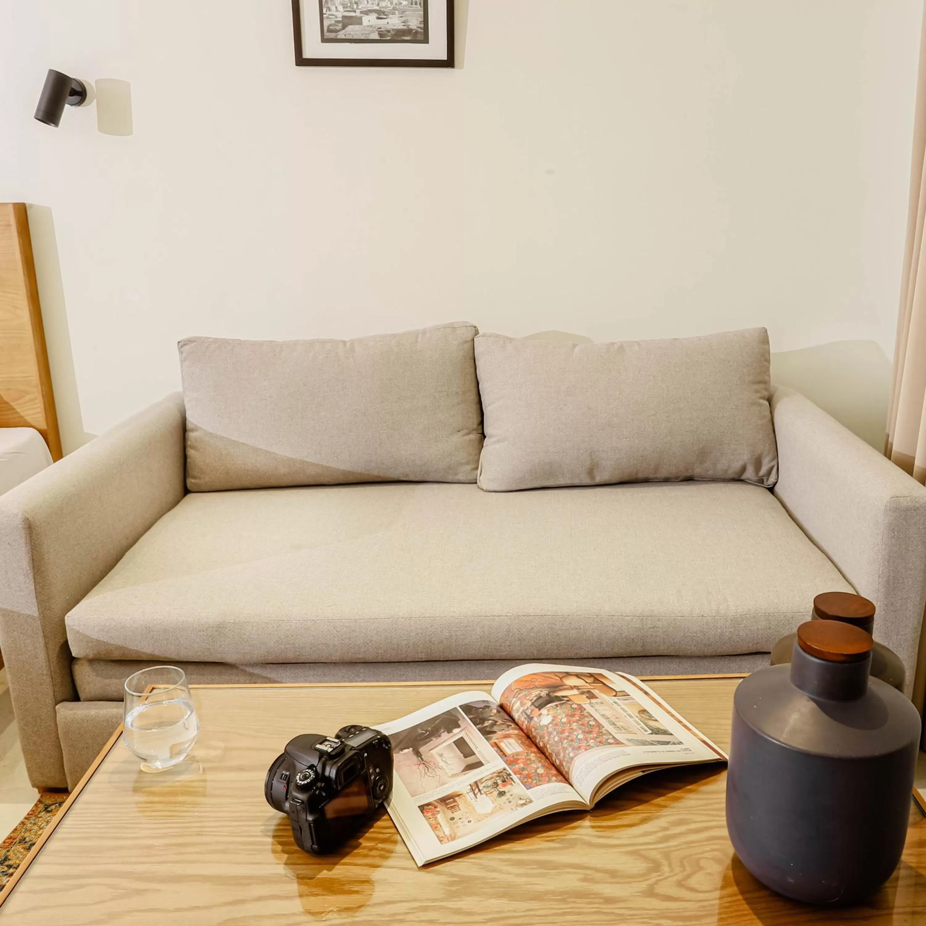 Seating area in NewCity Hotel & Suites