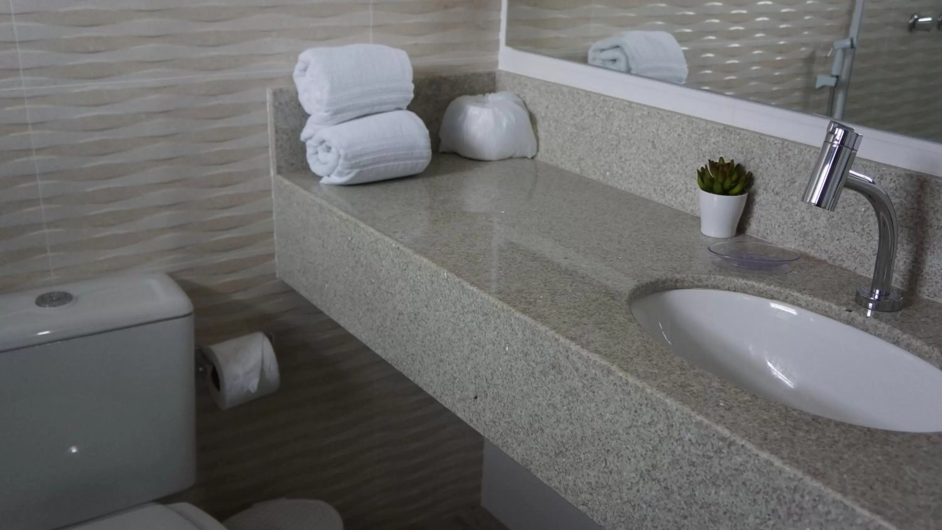 Bathroom in La Coloniale