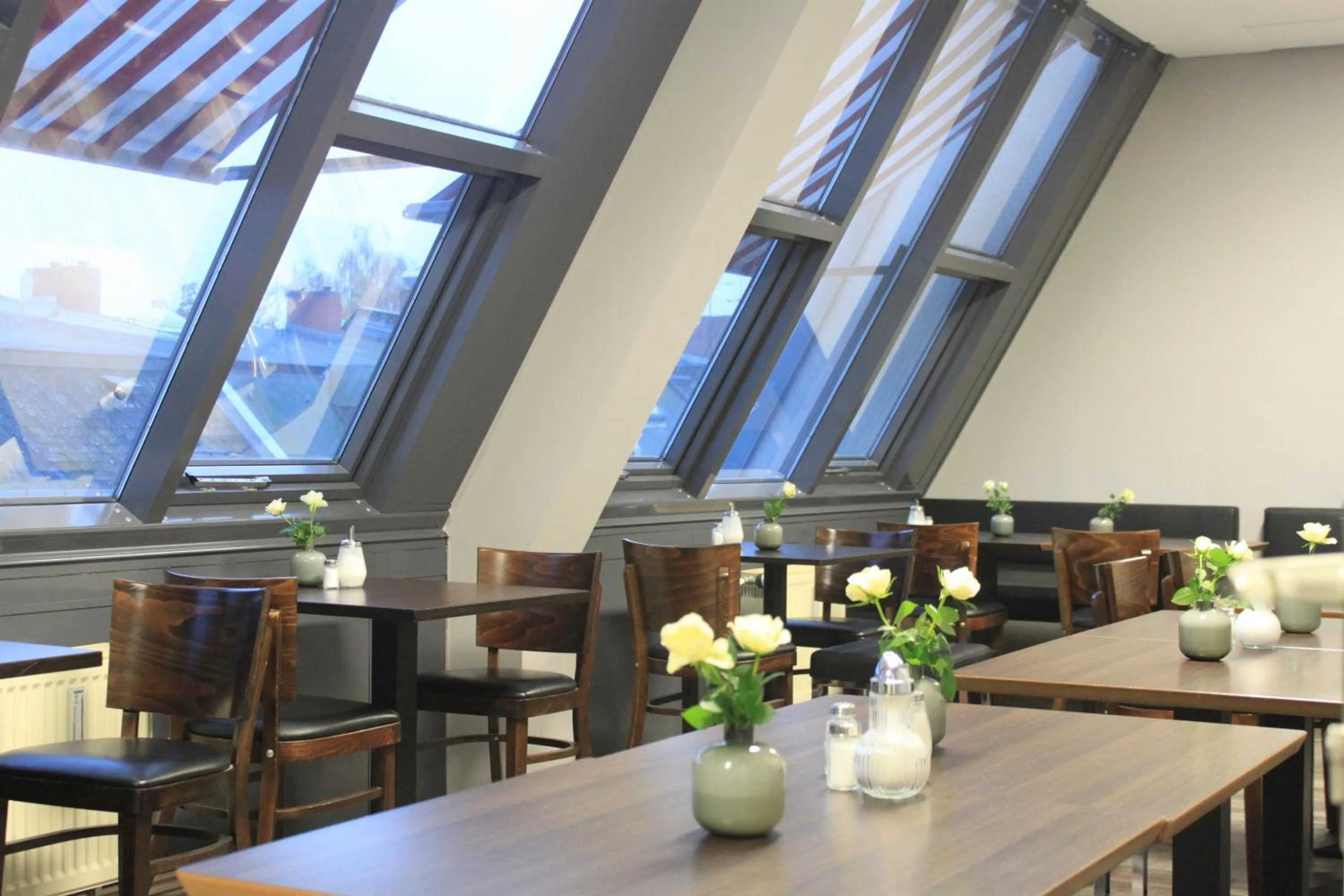 Restaurant/places to eat in Hotel Arena Inn - Berlin Mitte