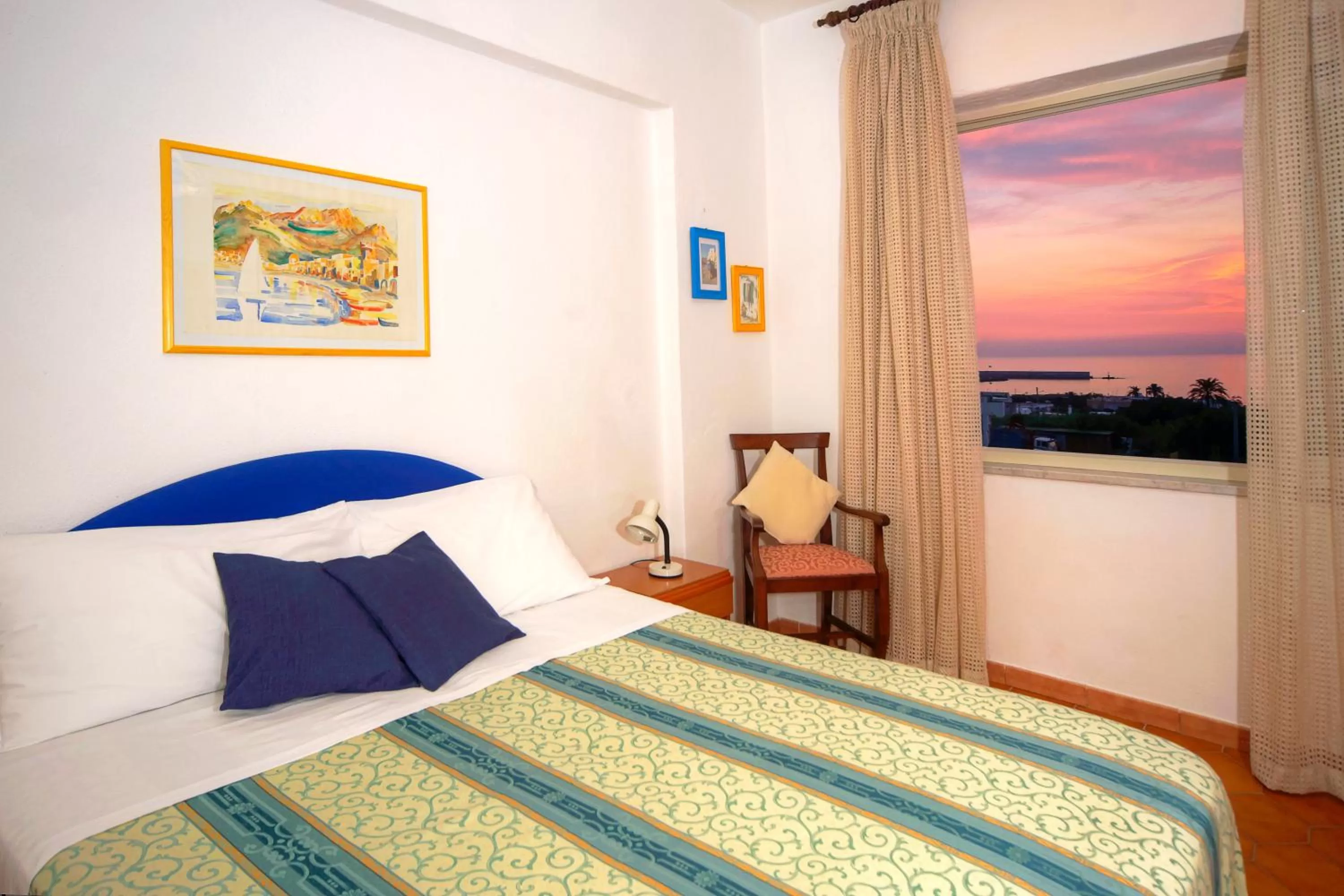 Bedroom, Bed in Pensione Villa Mena