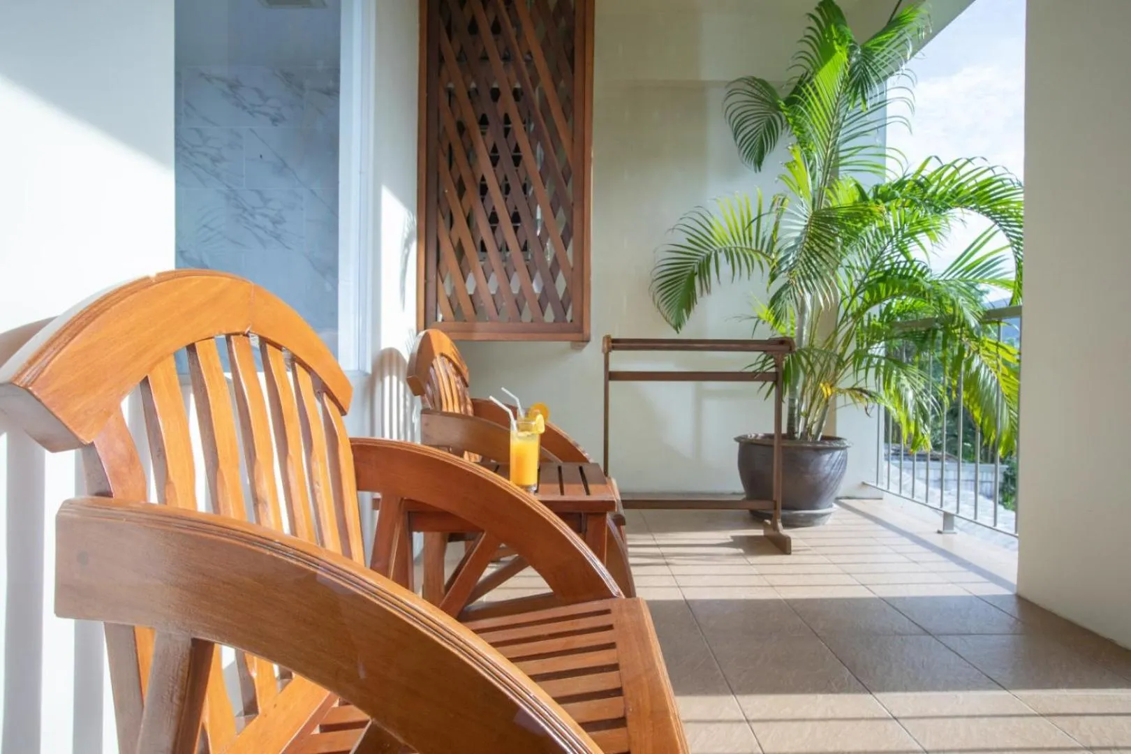 Day in Orchid Garden Hotel Patong