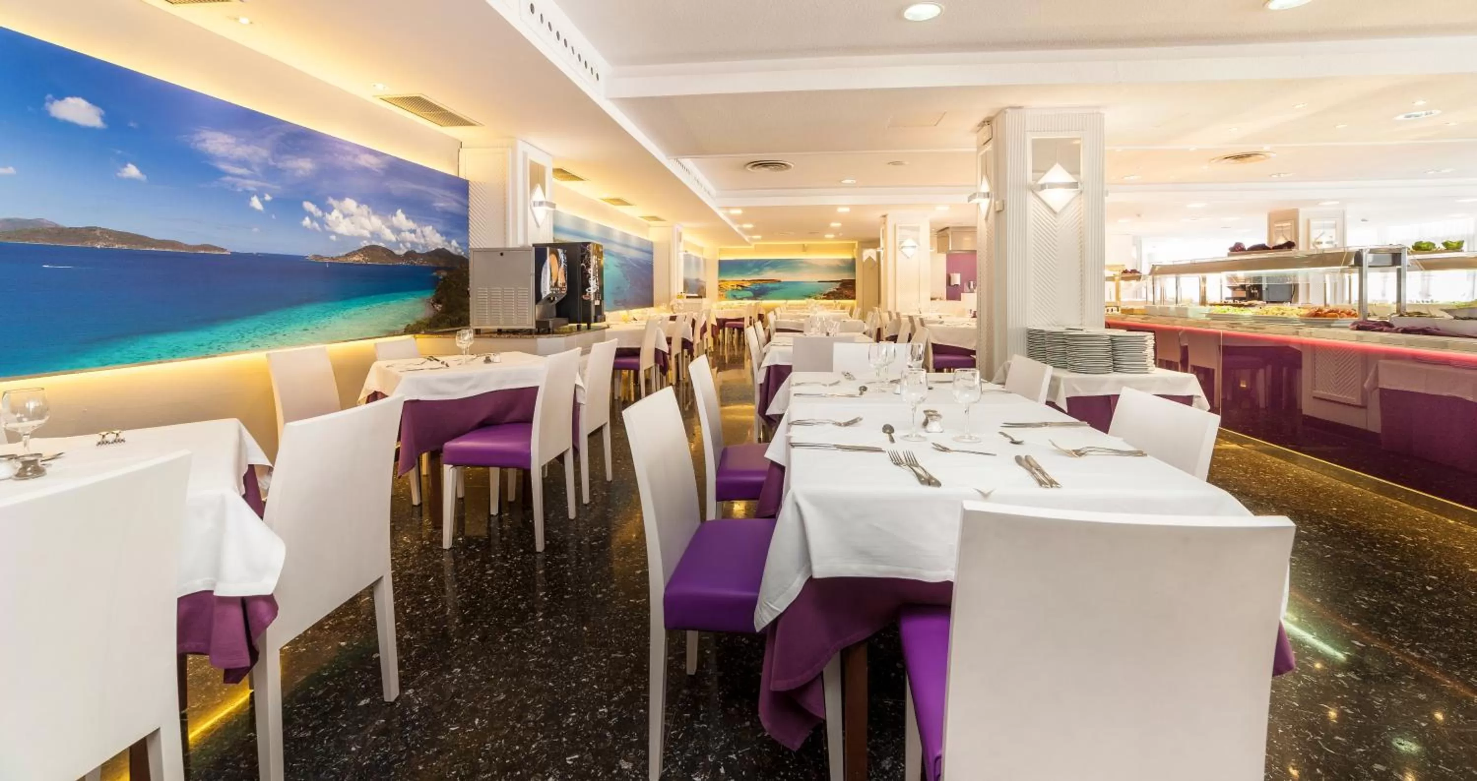 Restaurant/places to eat in Globales Palmanova