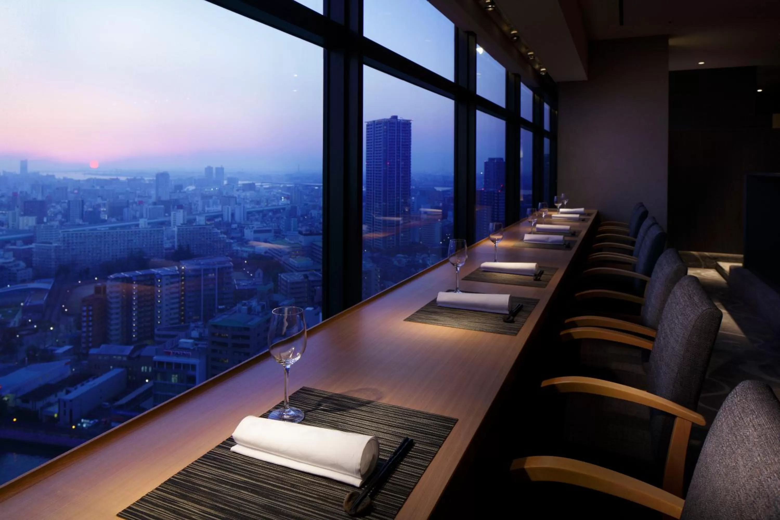 Restaurant/places to eat in RIHGA Royal Hotel Osaka, Vignette Collection by IHG
