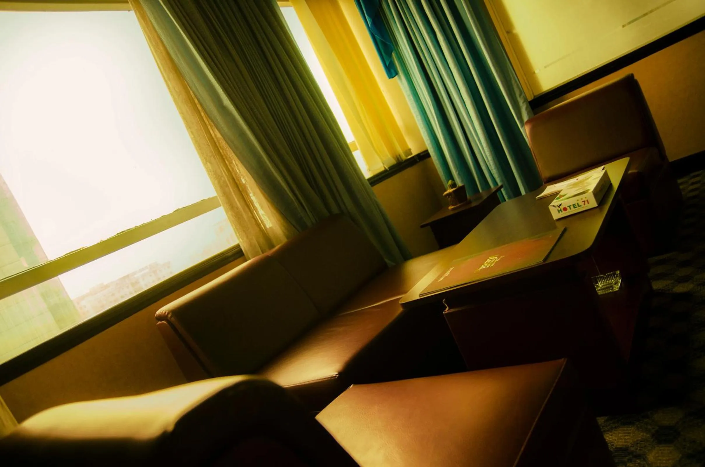 Living room in Hotel 71