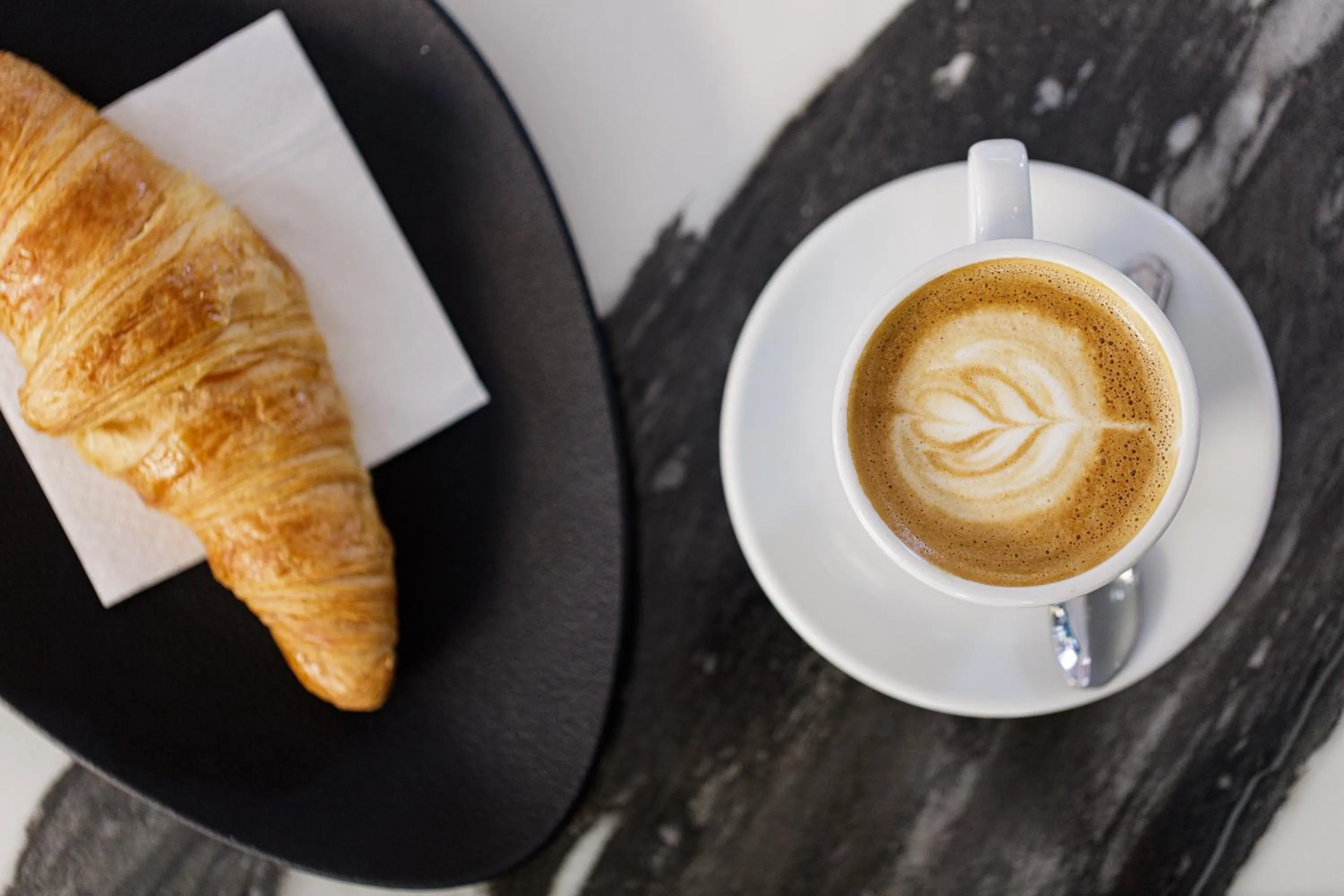 Food and drinks in Jo An Palace