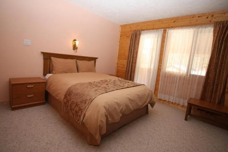 Bed in Glenogle Mountain Lodge and Spa