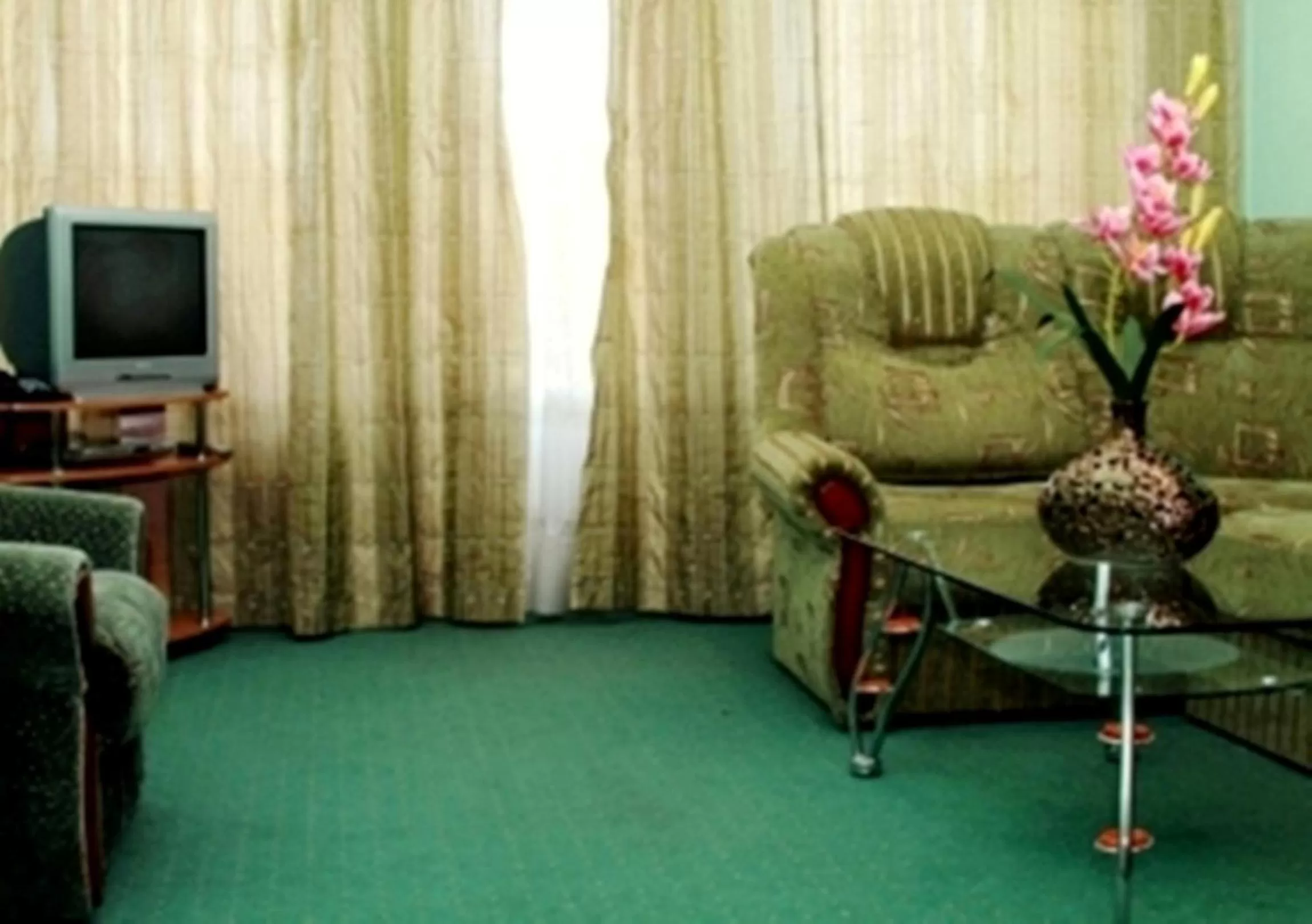 Photo of the whole room in Edem Hotel