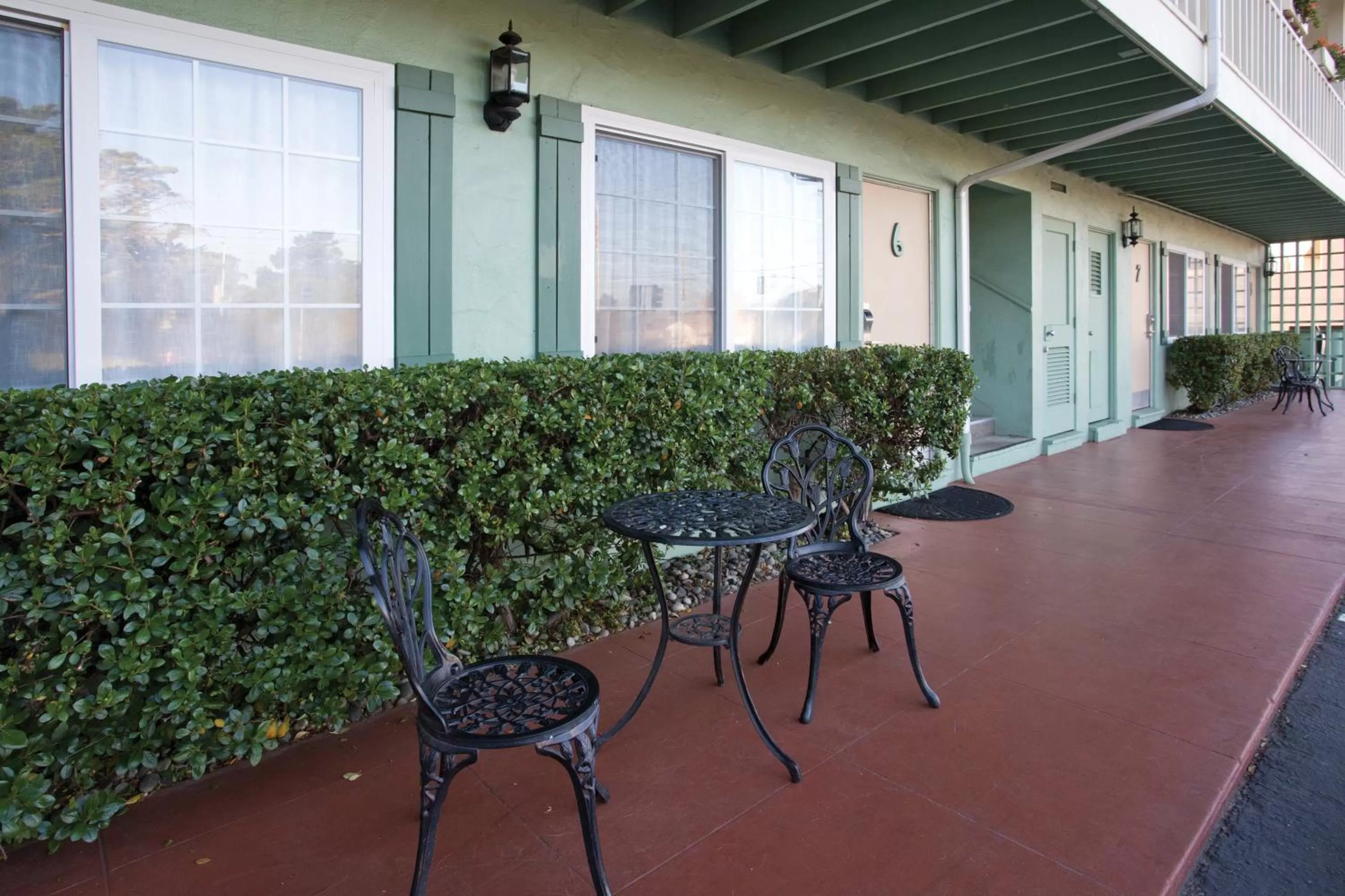 Property building in Villa Franca Inn