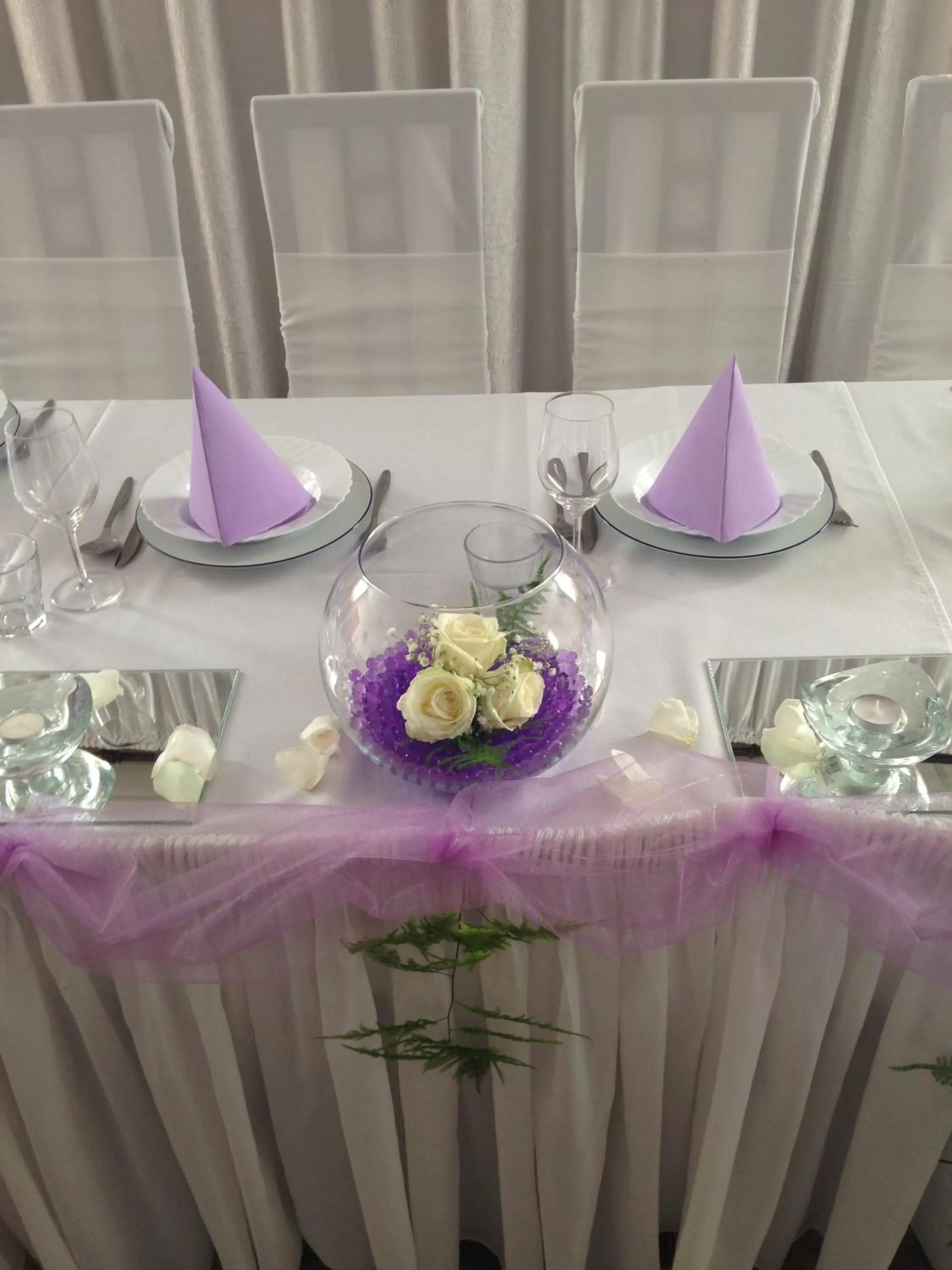 Restaurant/places to eat in Valpovački dvori B&B