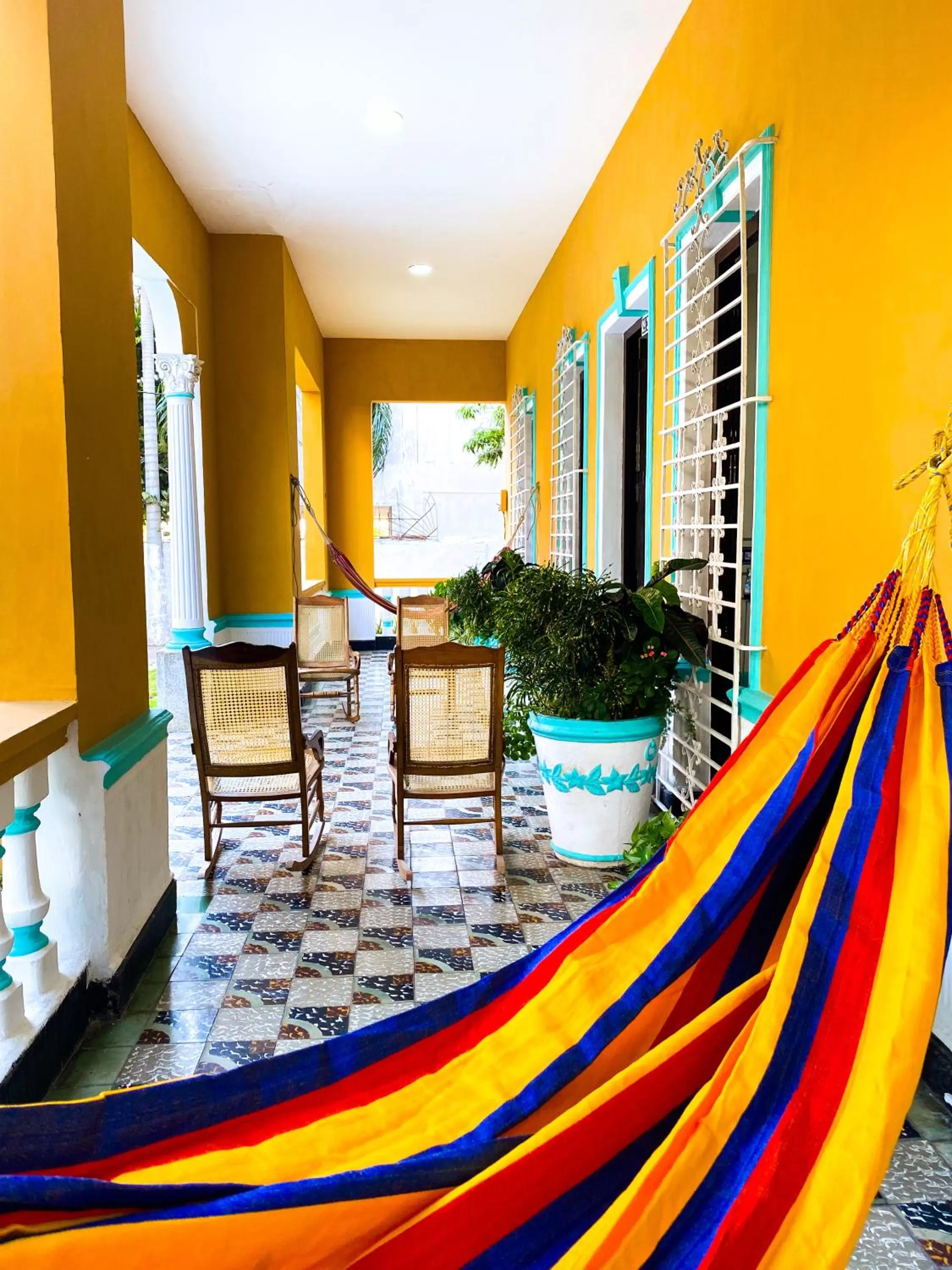 Balcony/Terrace in Mansion Bahia Manga