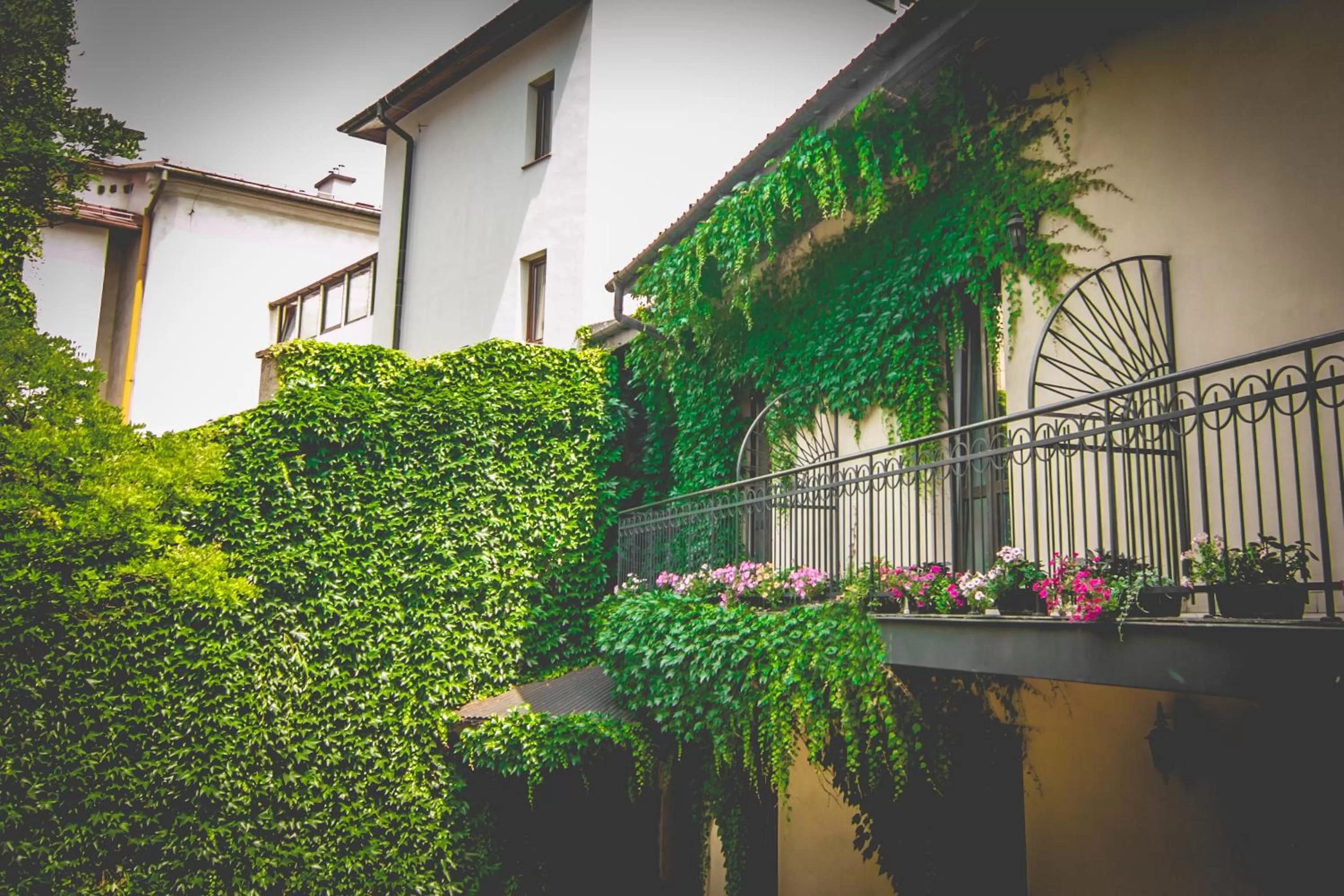 Property building in Nobilton Hotel