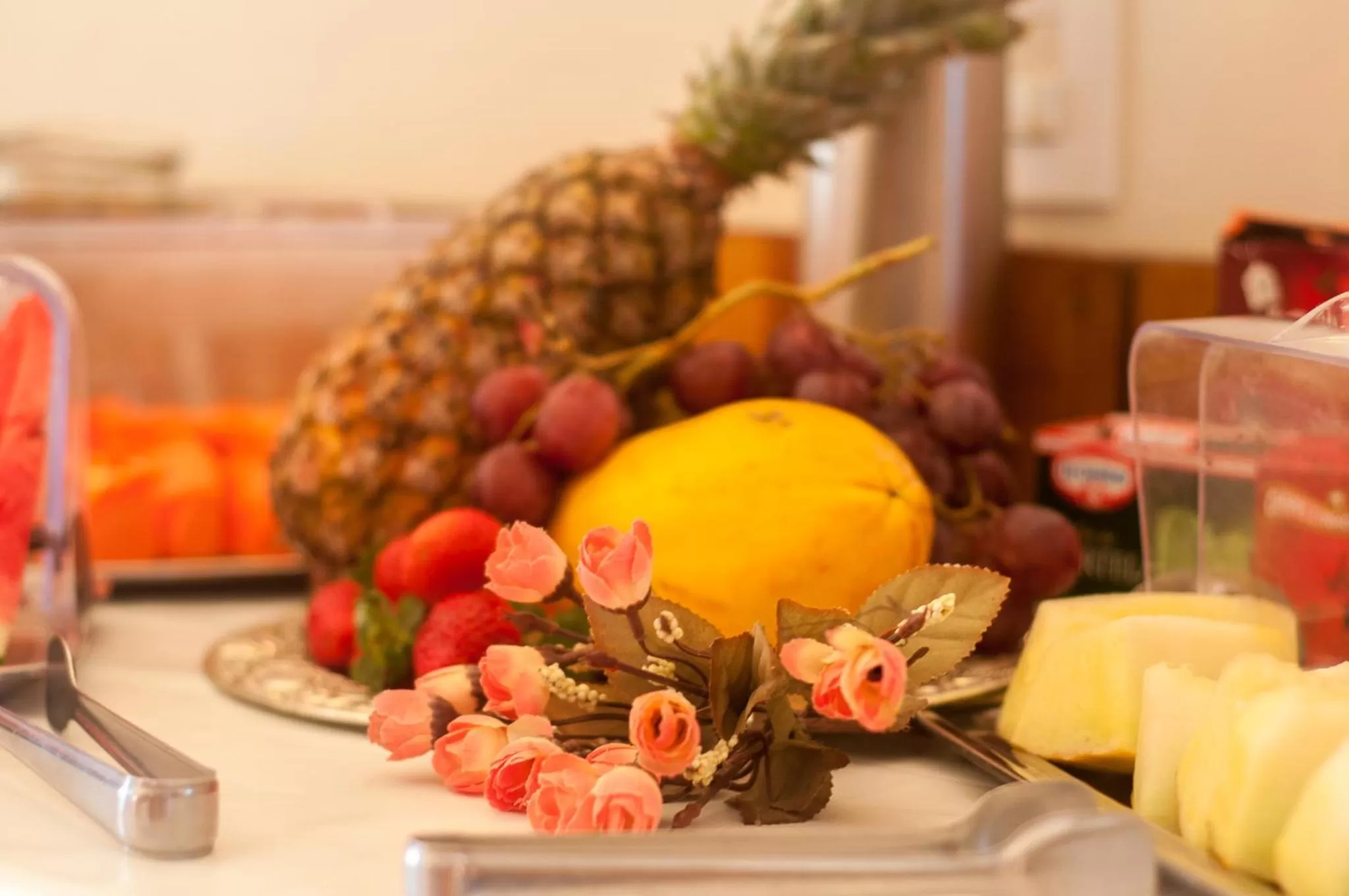 Breakfast in Refron du Mar Pousada Paraty