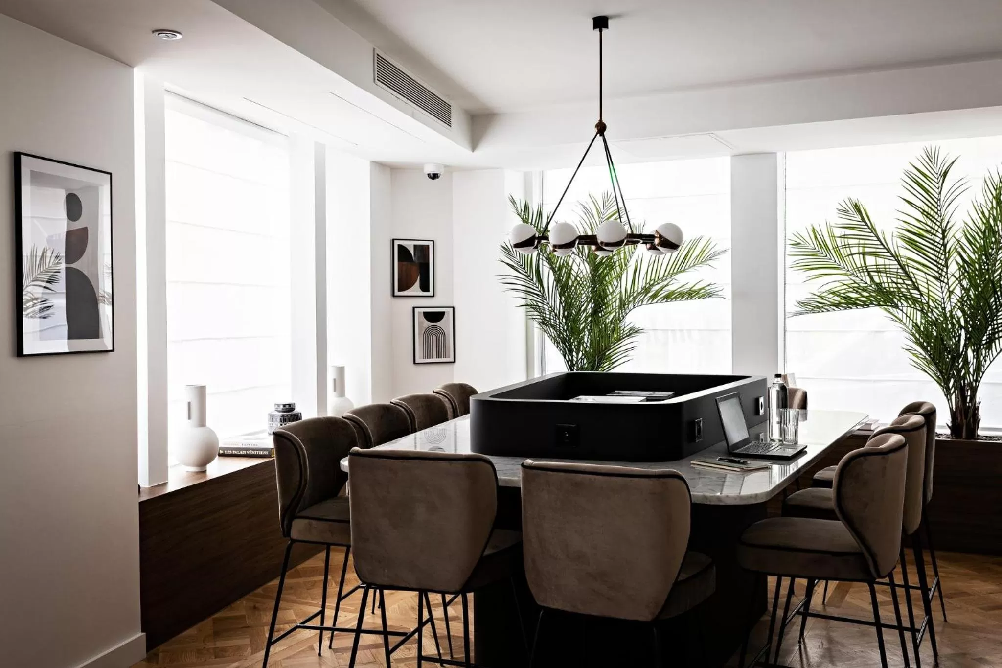 Spa and wellness centre/facilities in Holiday Inn Paris Palais de l'Elysée by IHG