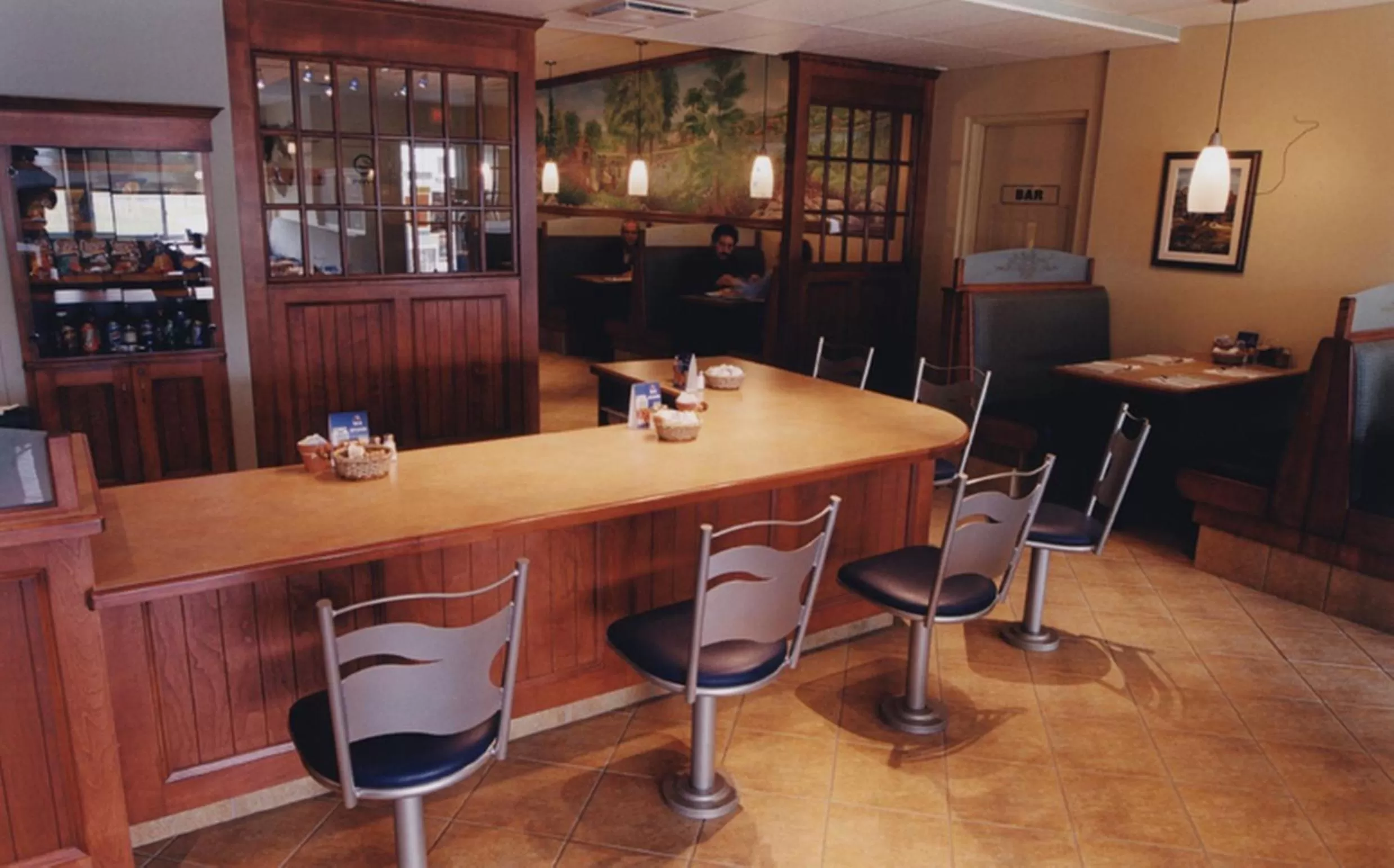 Restaurant/places to eat in Travelodge by Wyndham Drummondville