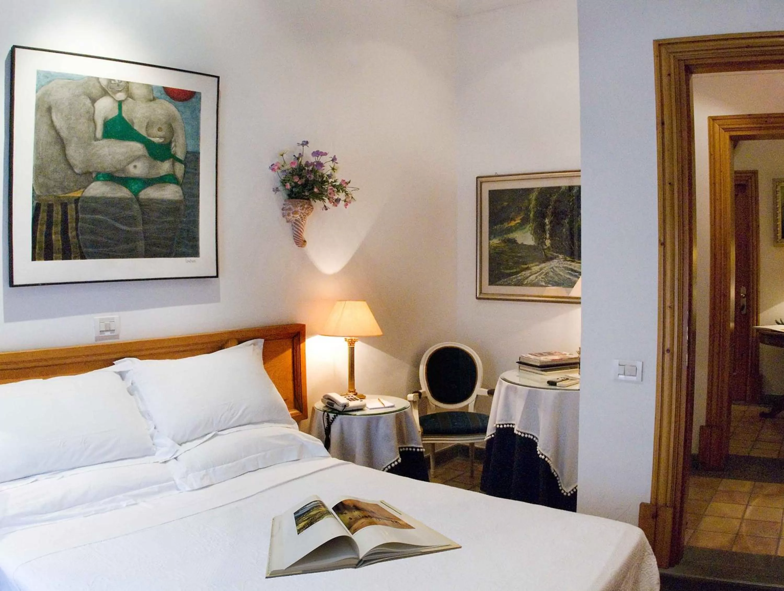 Bedroom, Bed in Hotel Locanda Cairoli