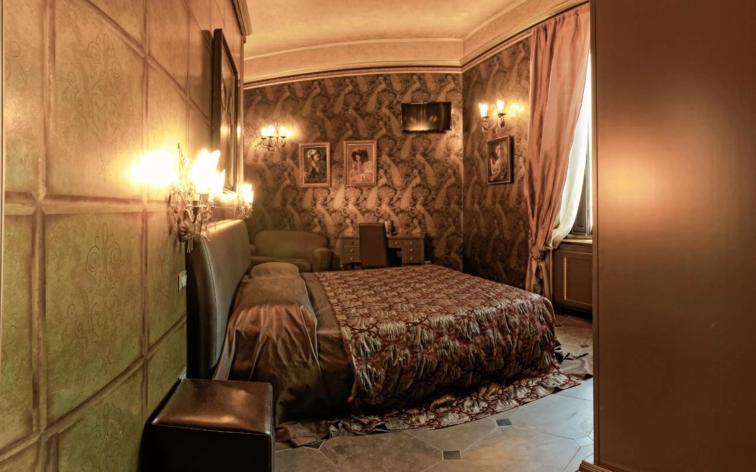 Photo of the whole room, Bed in Antica Dimora Delle Cinque Lune