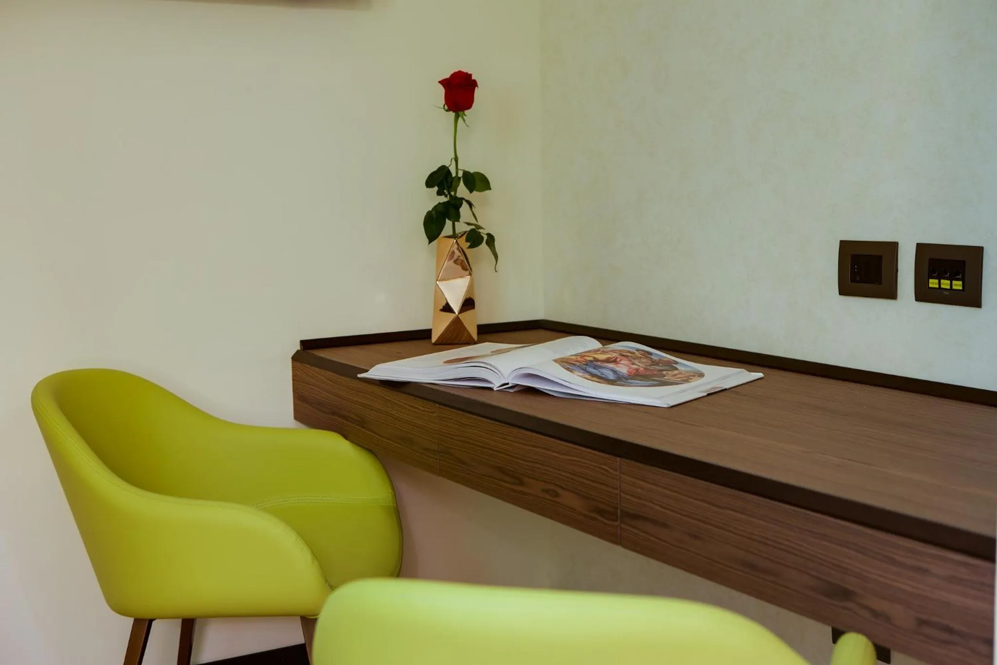 Seating area in Solo Experience Hotel