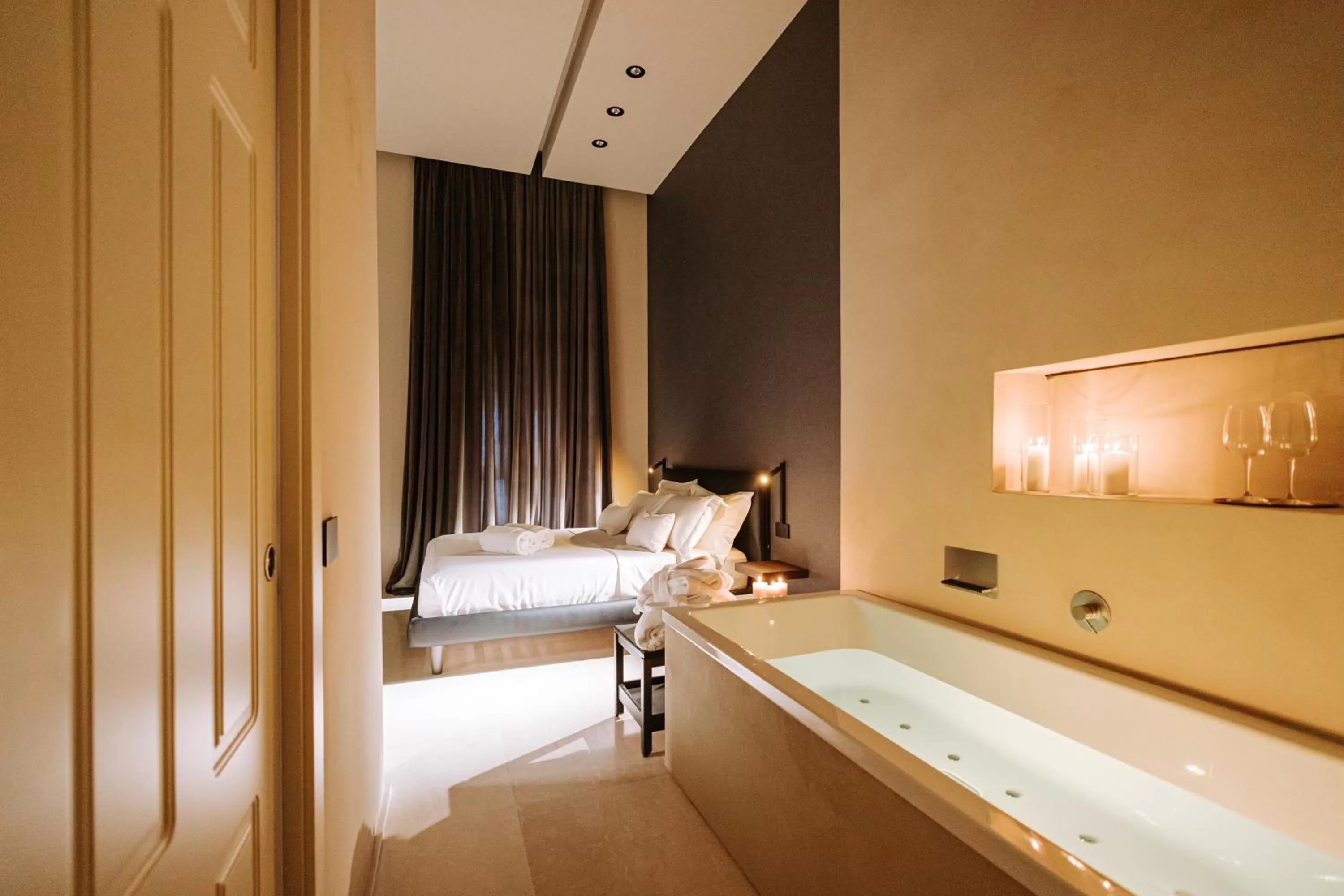 Bed in Suite1212 - Bandiera