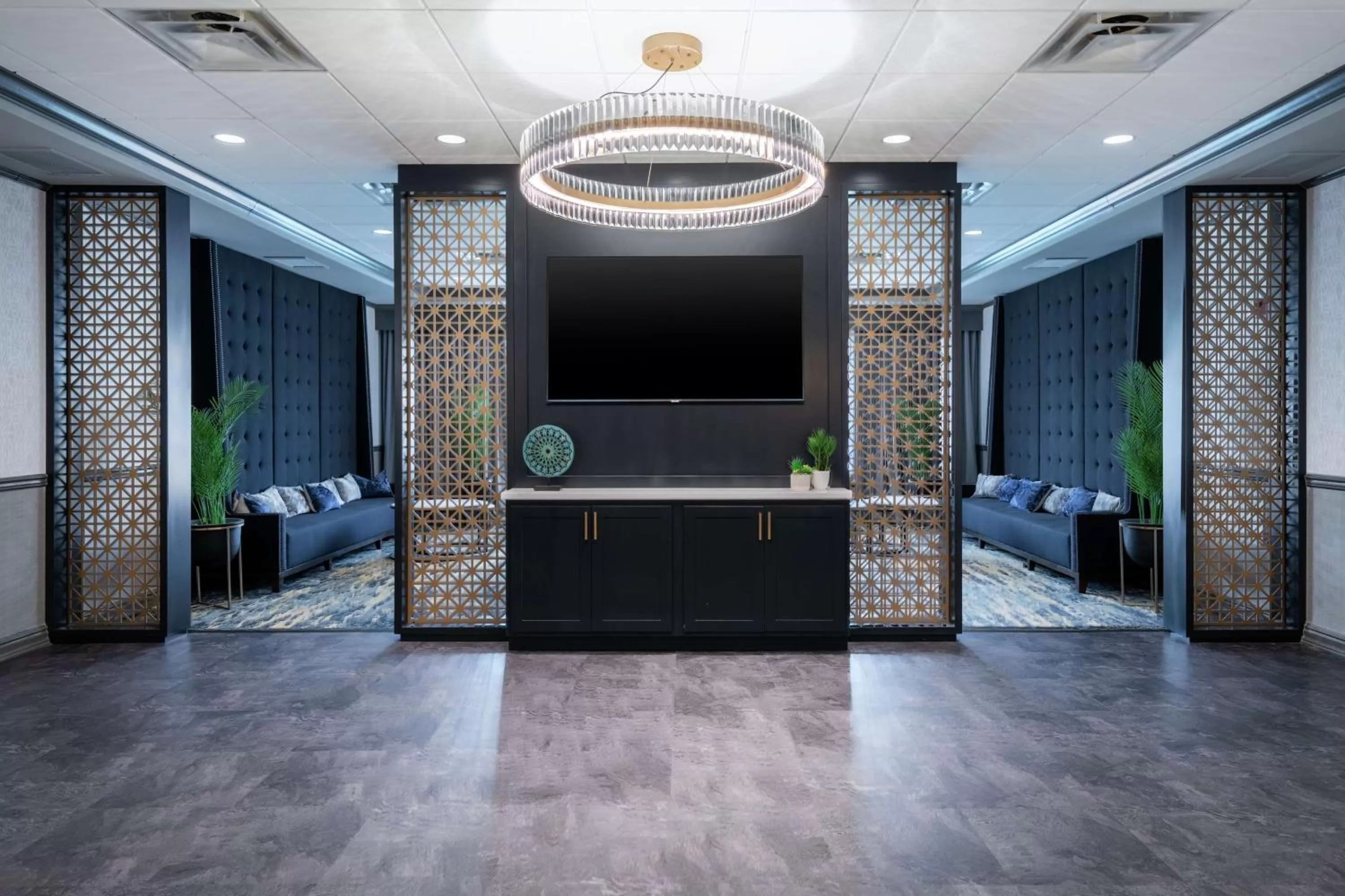 Dining area in Hilton Garden Inn Pittsburgh/Southpointe