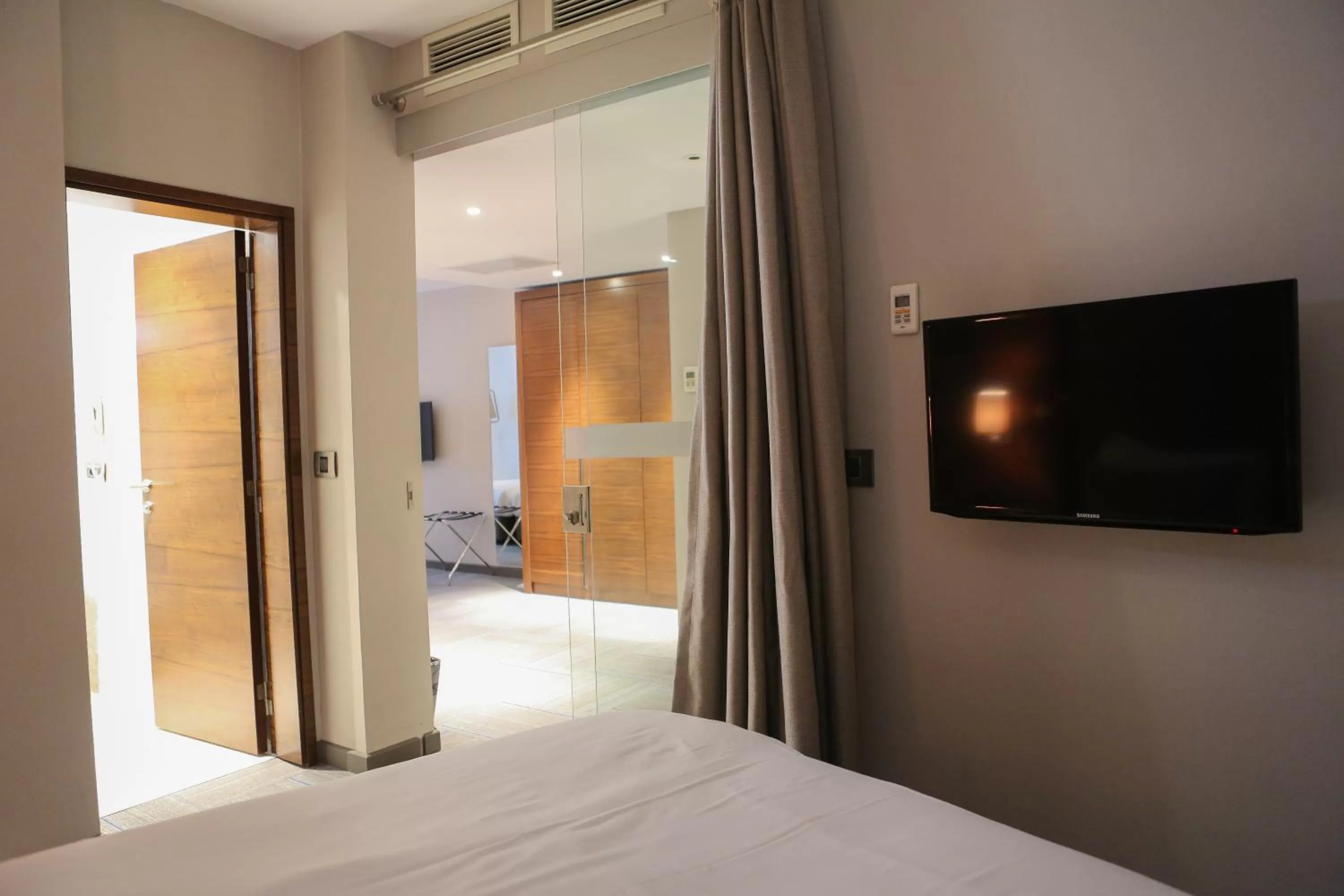 Bedroom, Bed in Hotel Arcadia Blue Istanbul