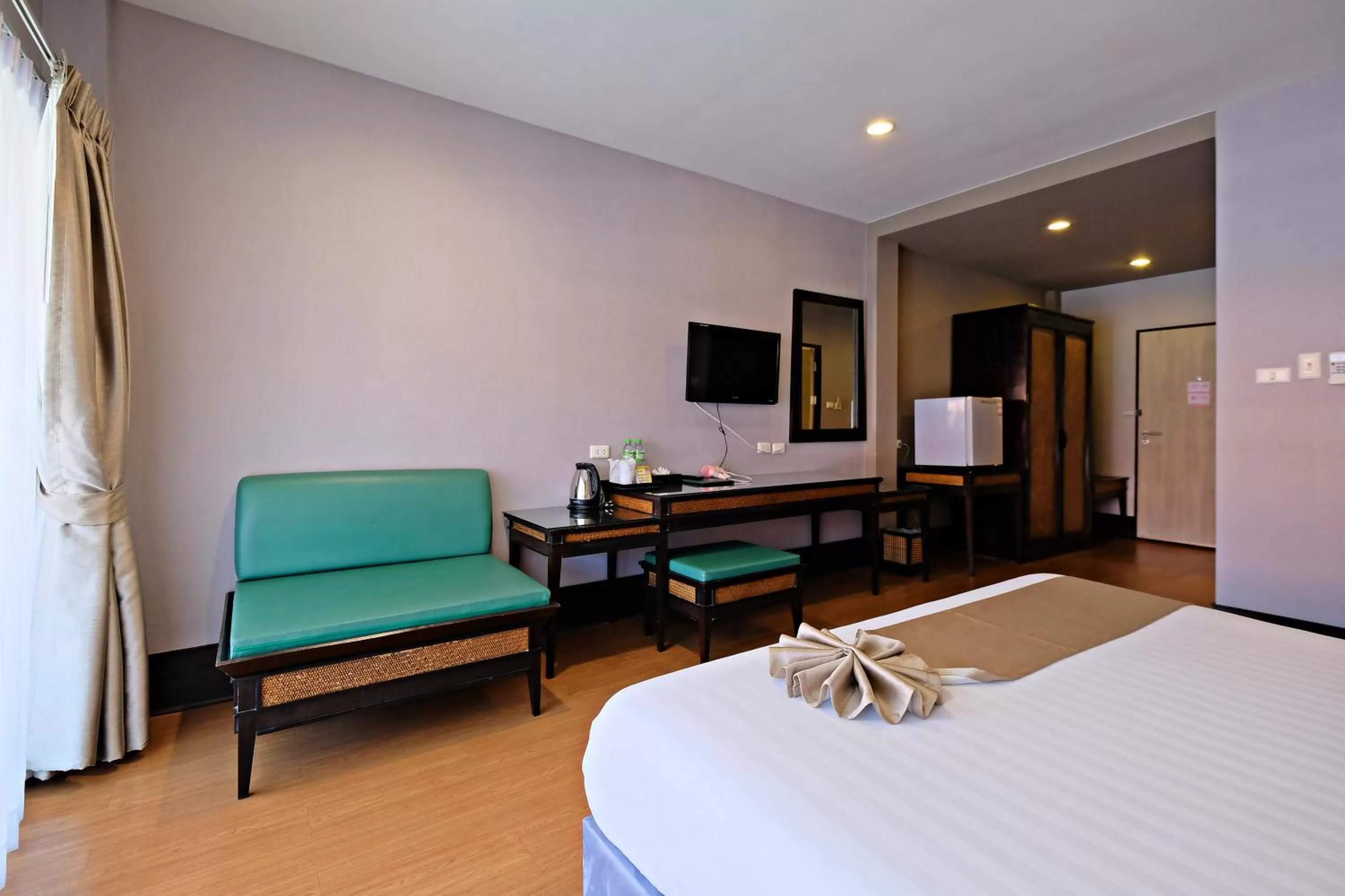 Bedroom, Bed in Green Lake Resort - SHA Extra Plus Certified