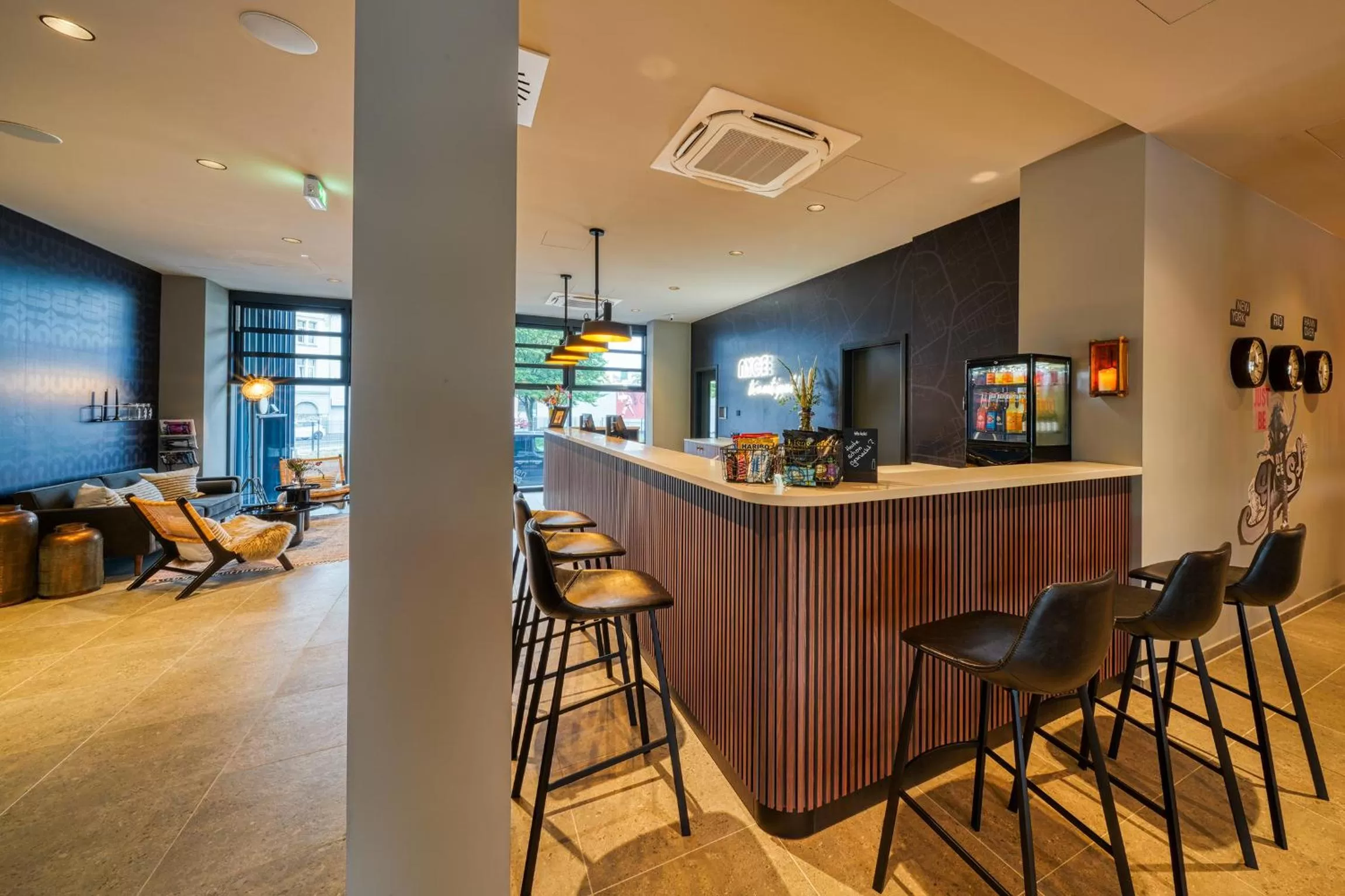 Lounge or bar, Restaurant/Places to Eat in NYCE Hotel Hannover