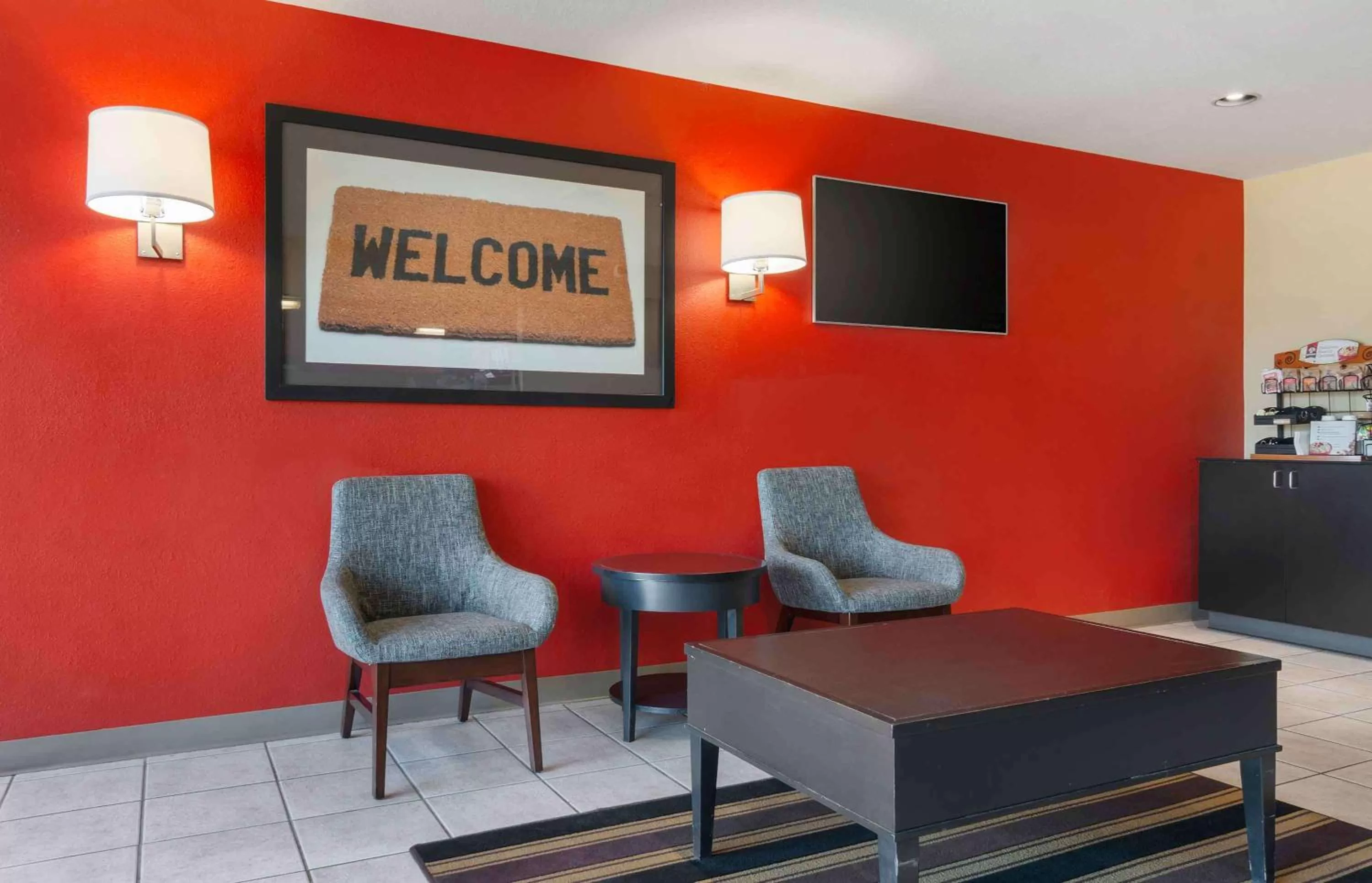Lobby or reception in Extended Stay America Select Suites - St Louis - Earth City