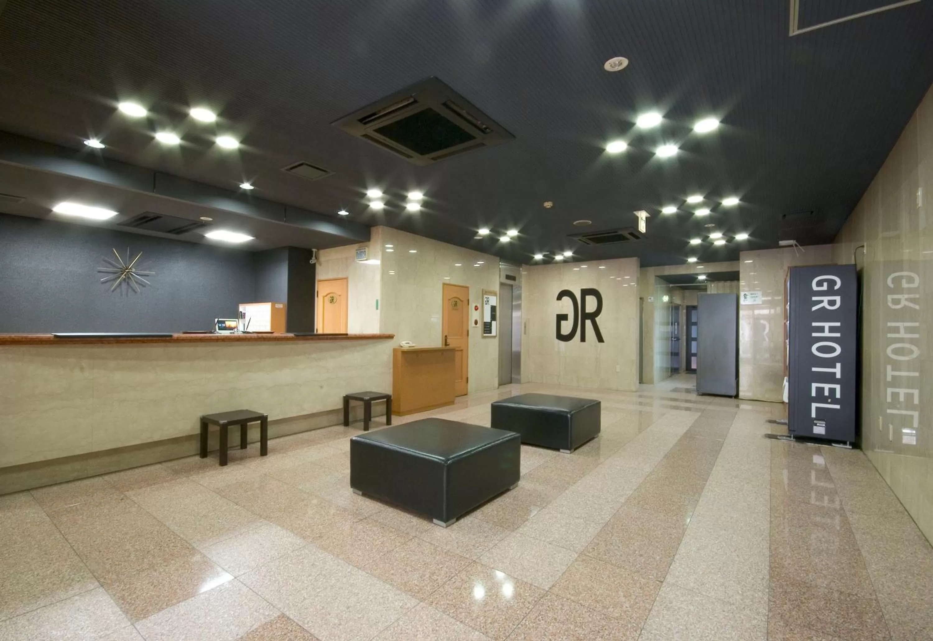 Lobby or reception in GR Hotel Suidocho