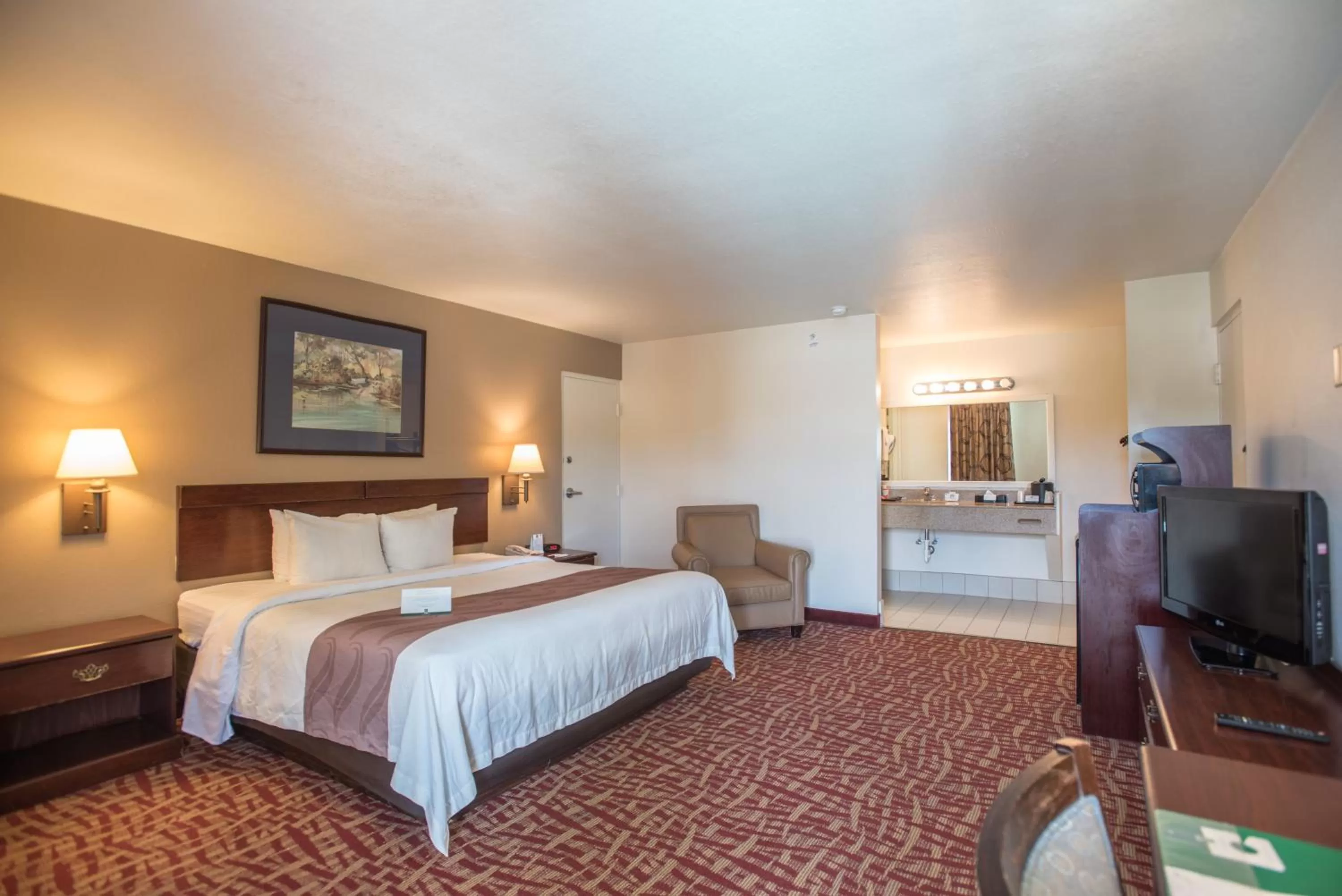 Photo of the whole room in Quality Inn At Town Center