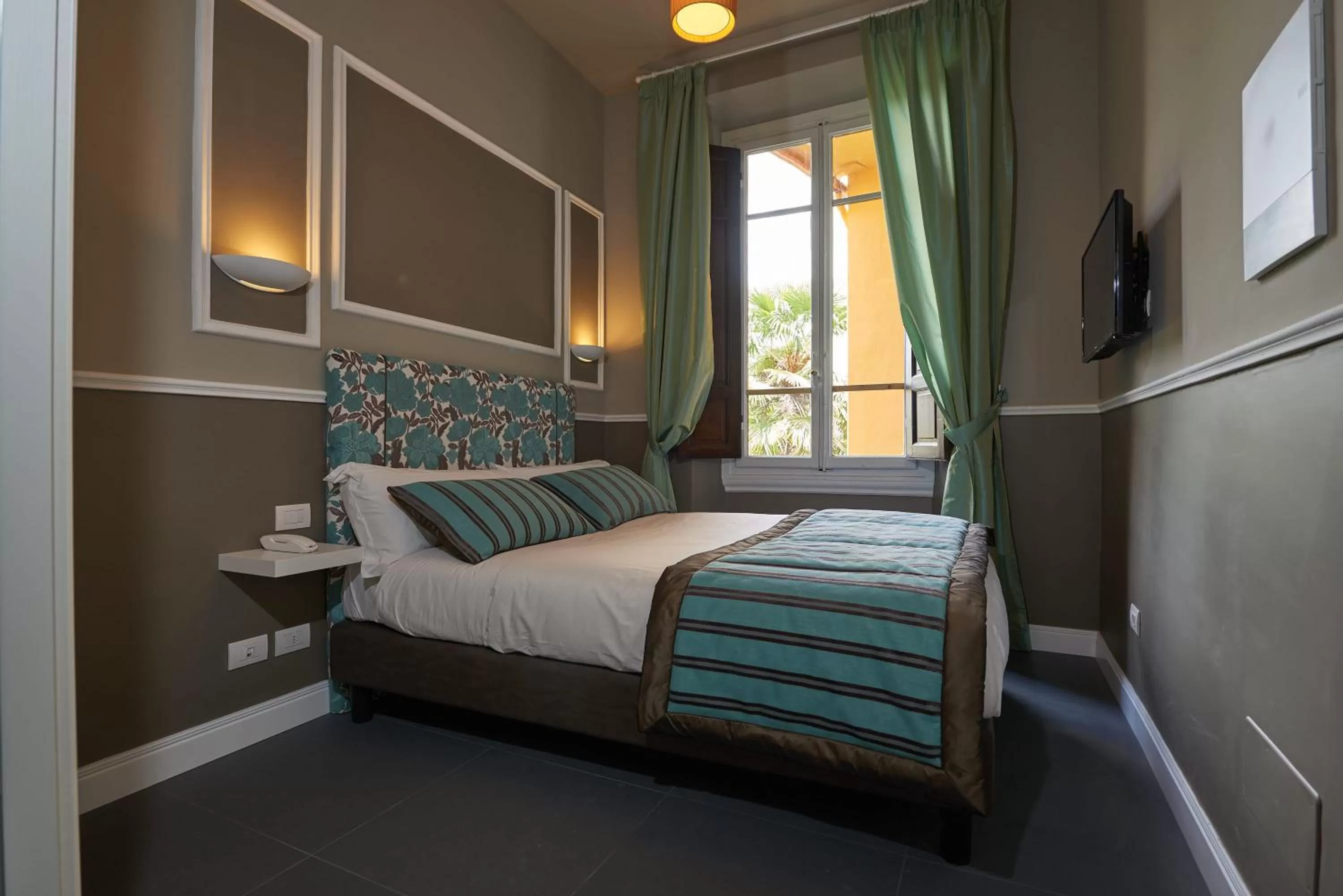 Bedroom, Bed in My Guest in Florence